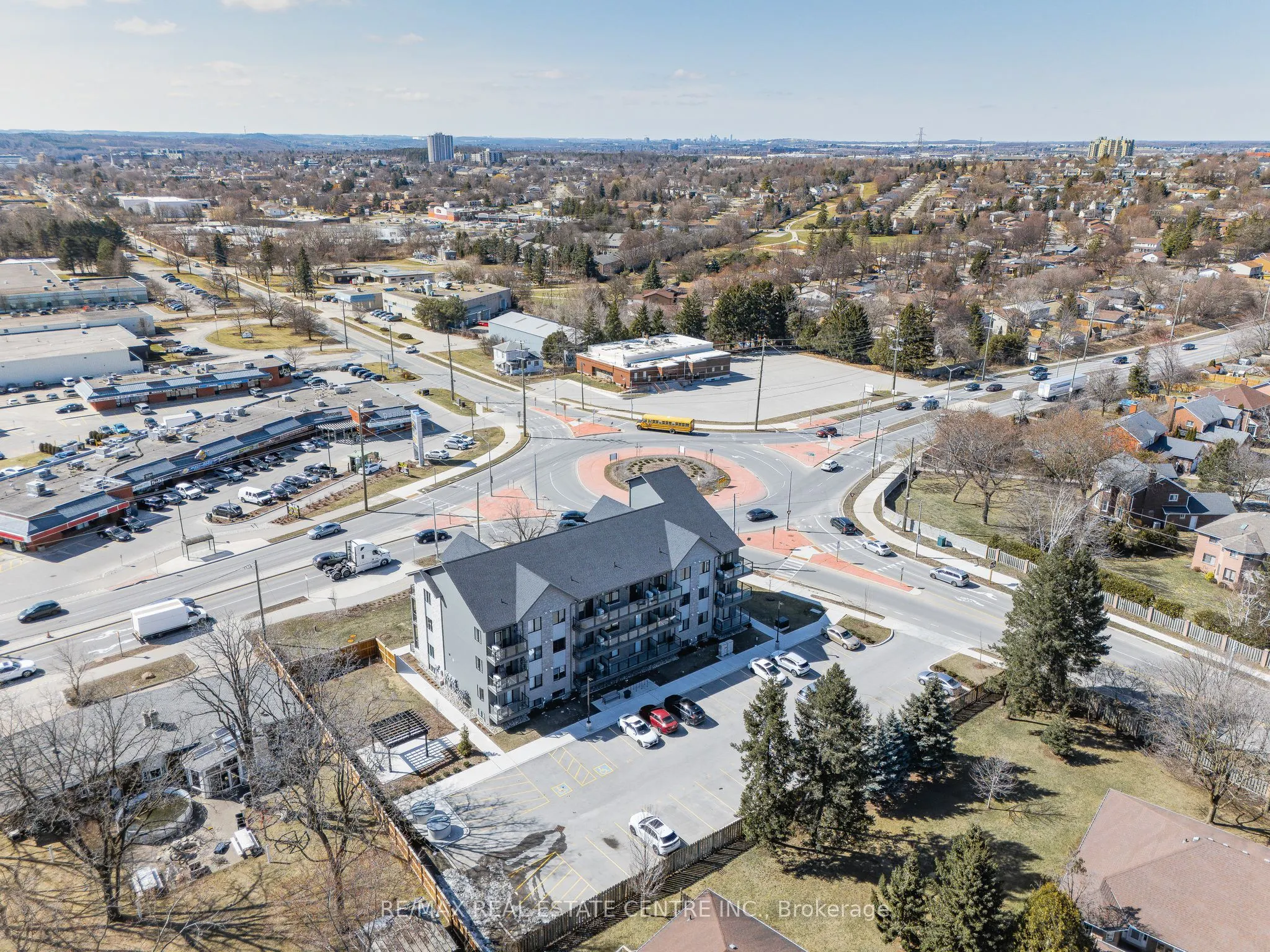 721 FRANKLIN Boulevard, #302