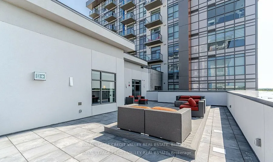 460 Dundas Street E, #312