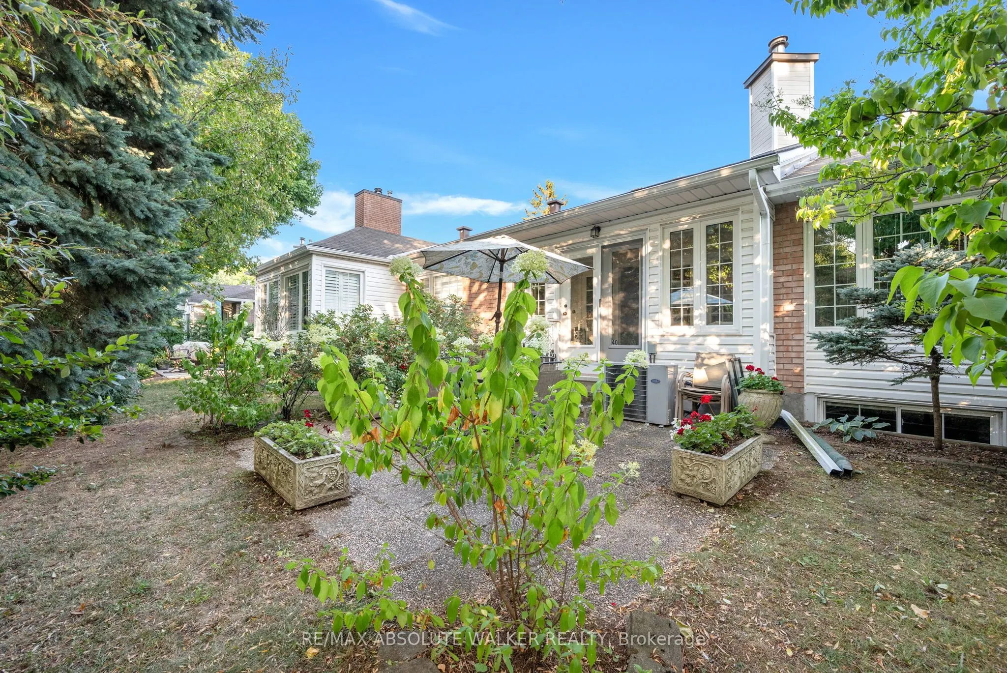 40 Grand Harbour Court, #20