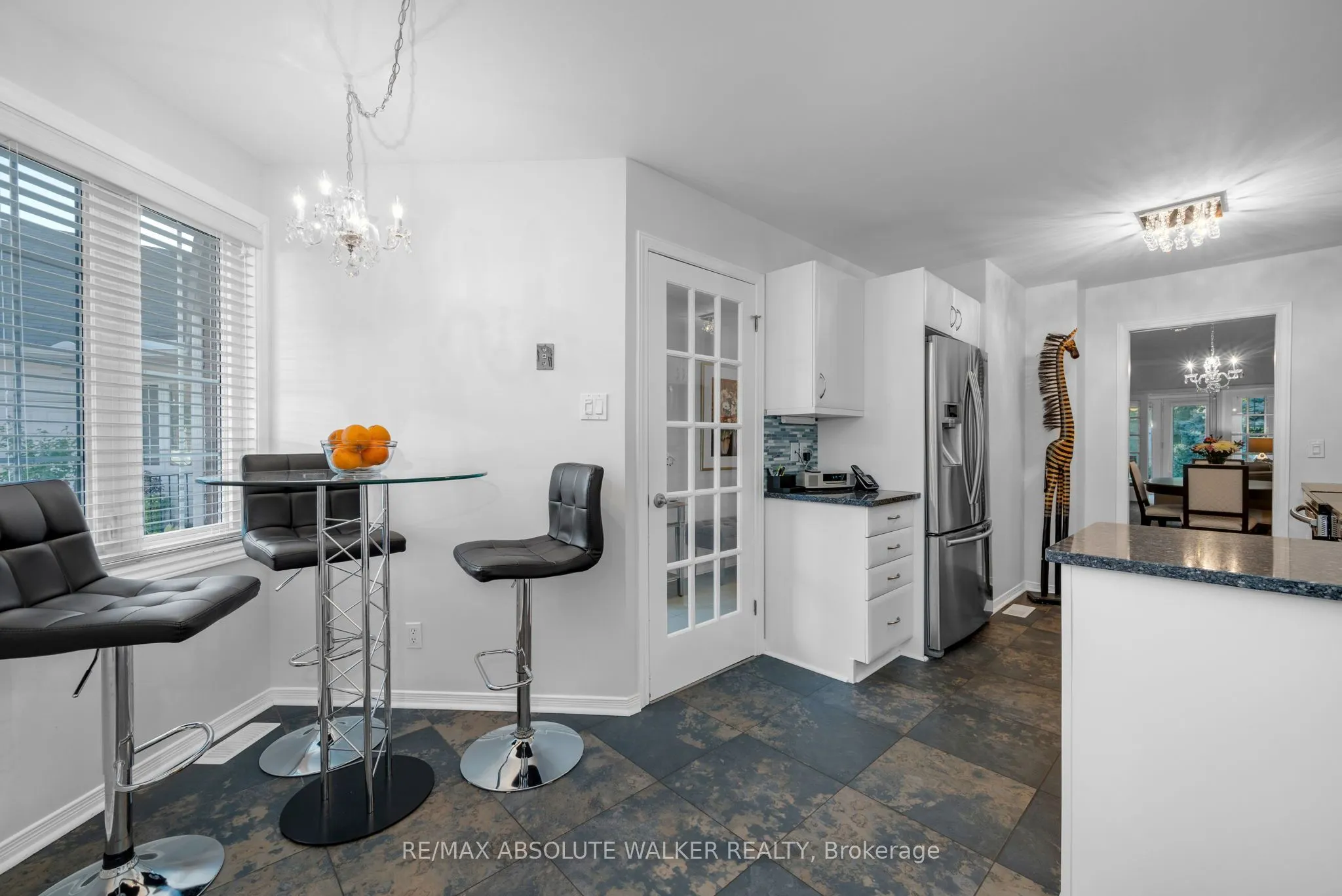 40 Grand Harbour Court, #20