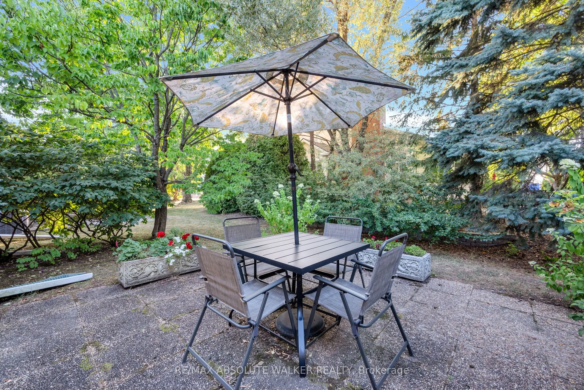 40 Grand Harbour Court, #20