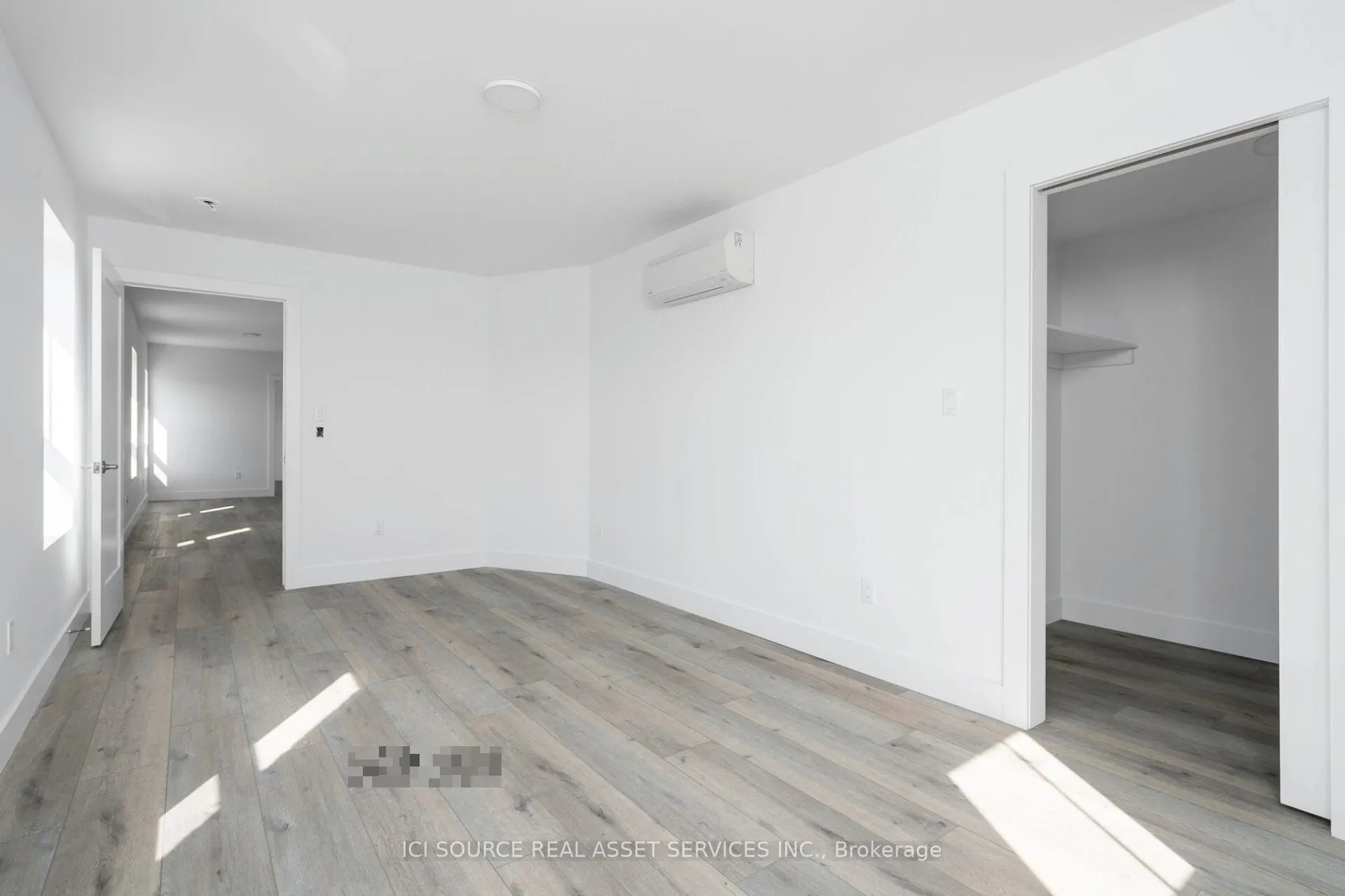 10 Trowbridge Street E, #301