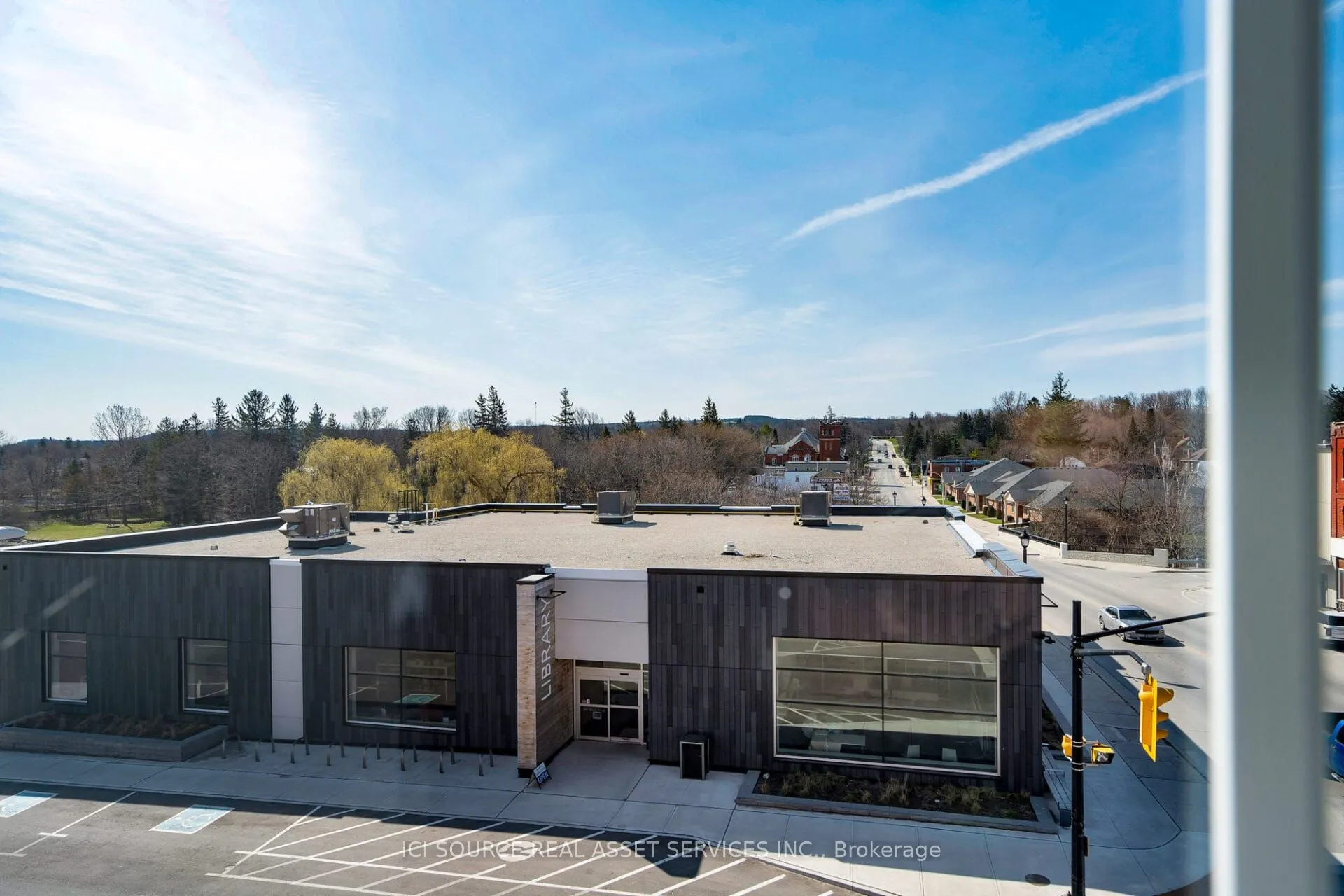 10 Trowbridge Street E, #301