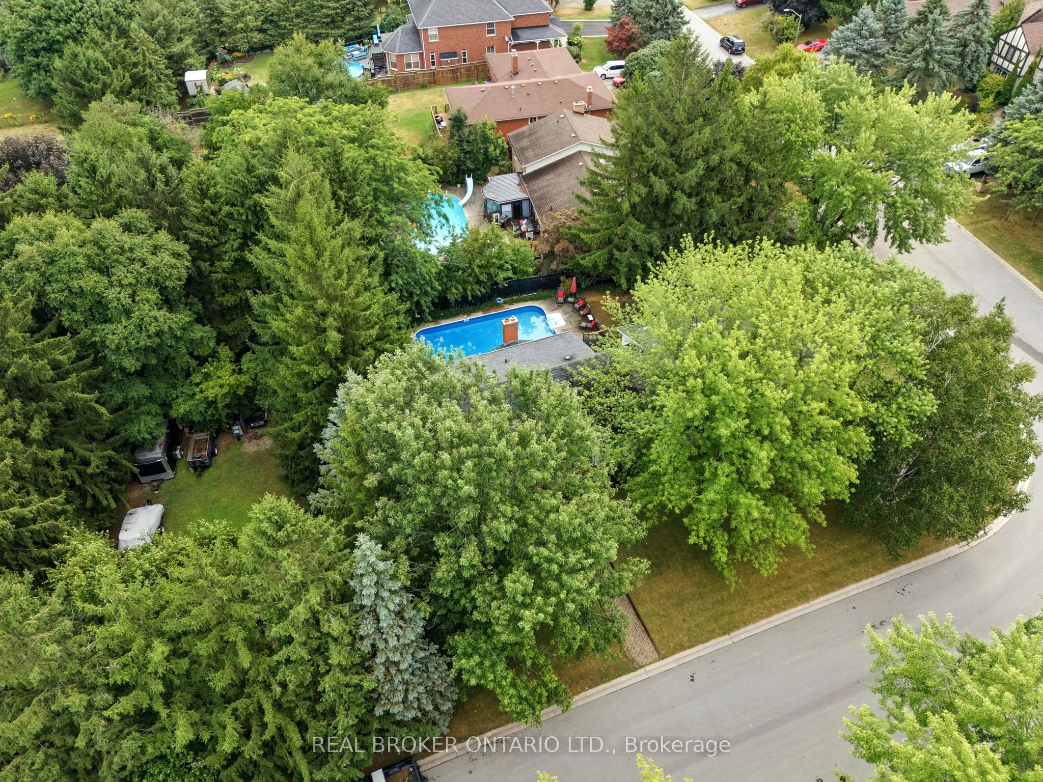 18 Isabel Drive