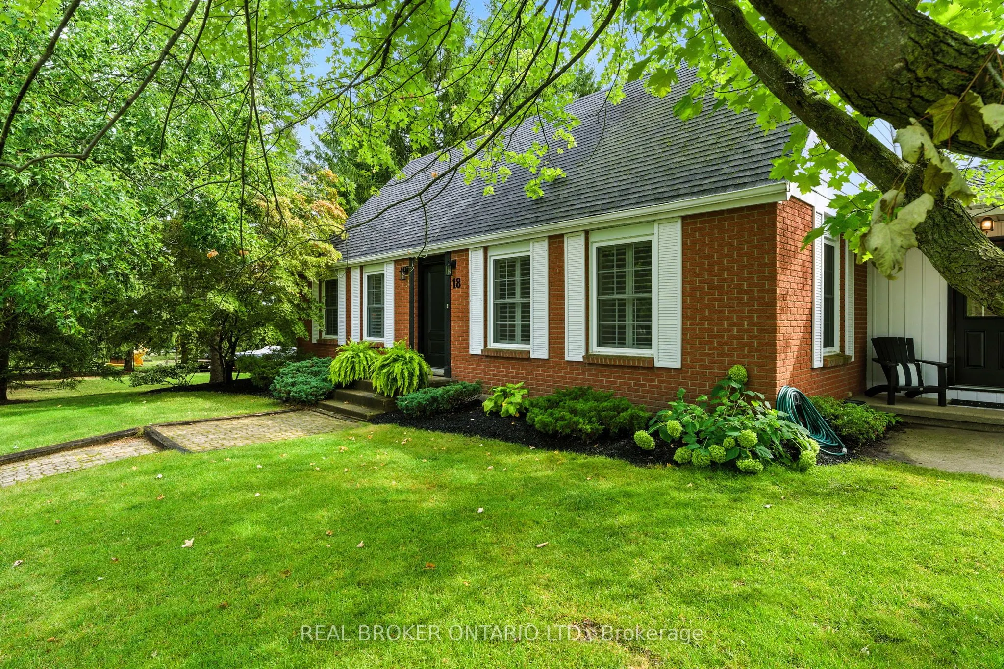 18 Isabel Drive