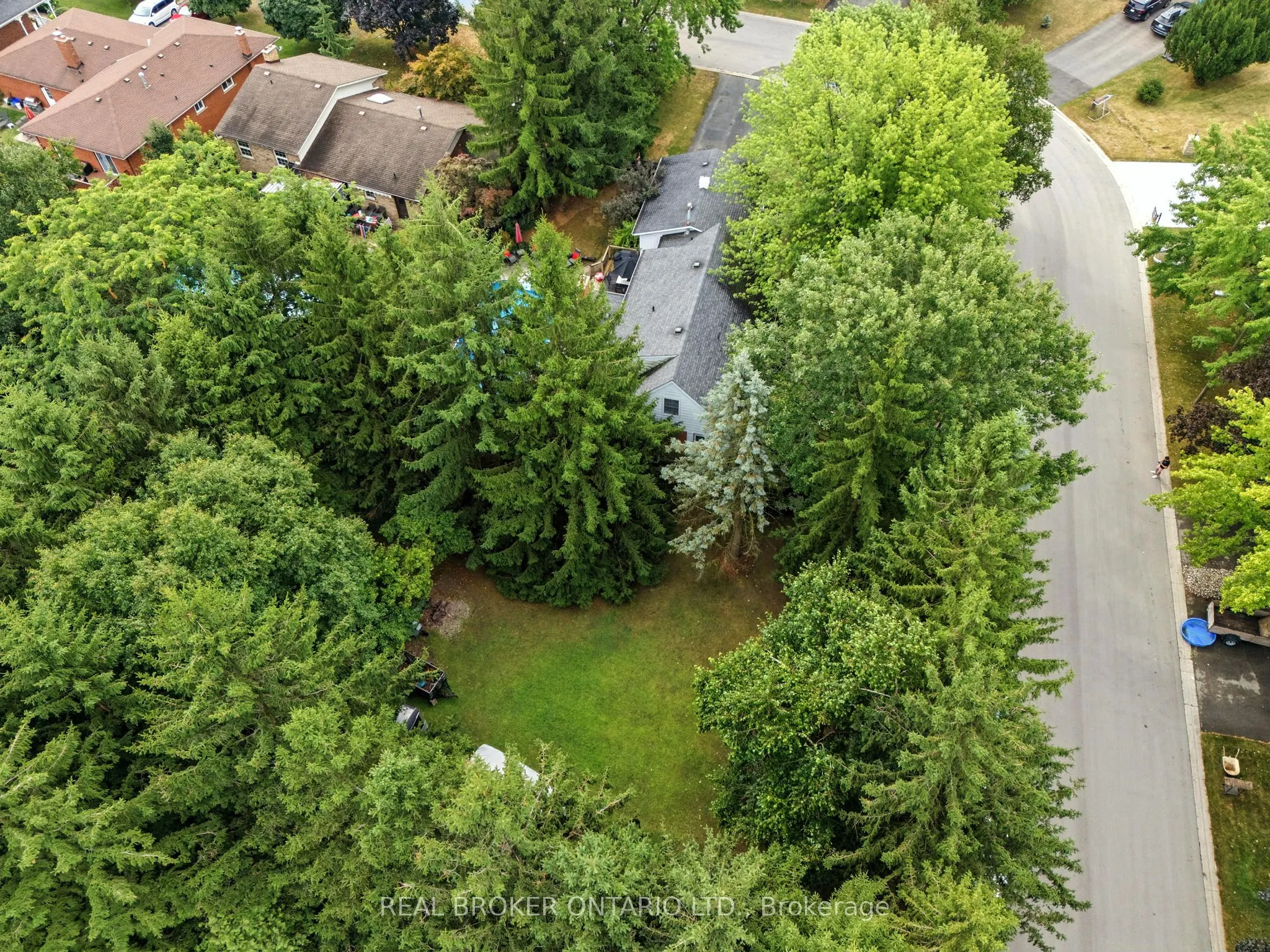 18 Isabel Drive