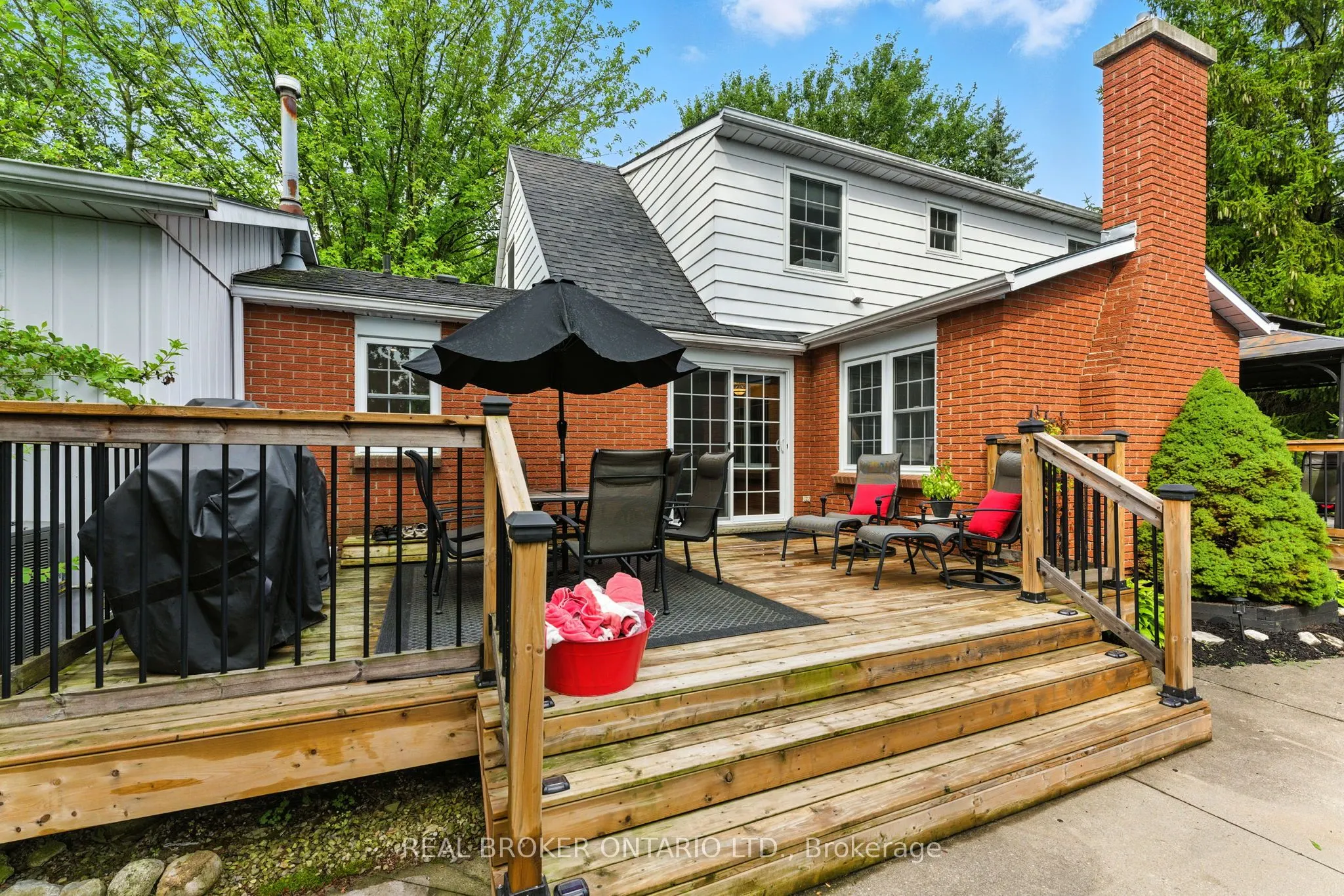 18 Isabel Drive