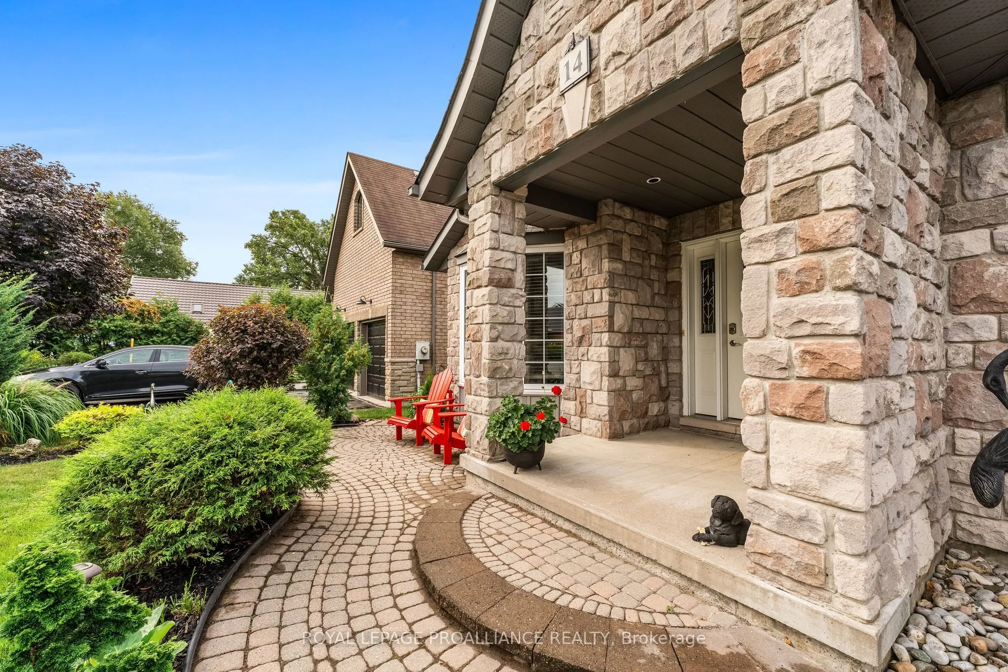14 Edgewater Drive