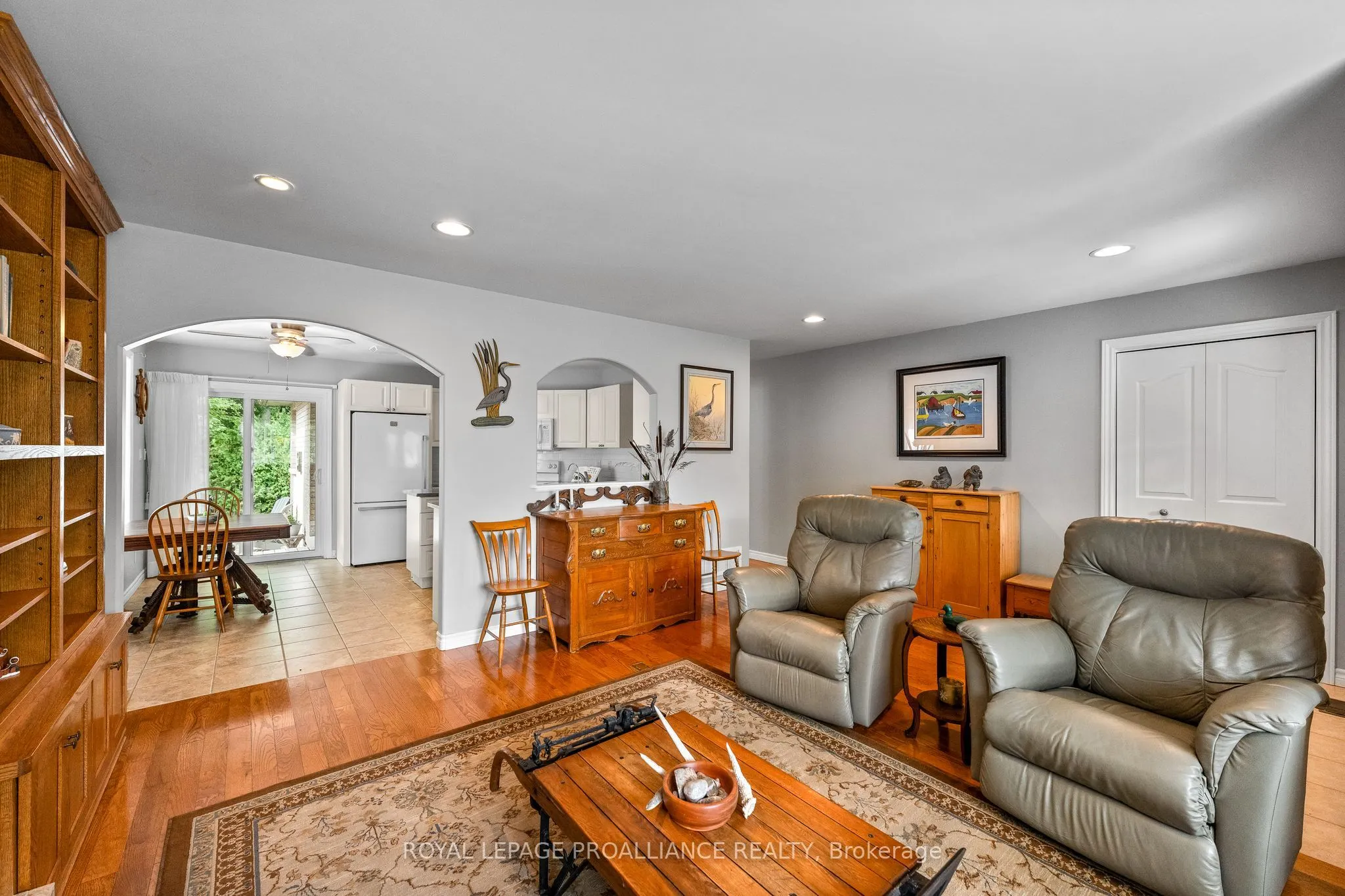 14 Edgewater Drive