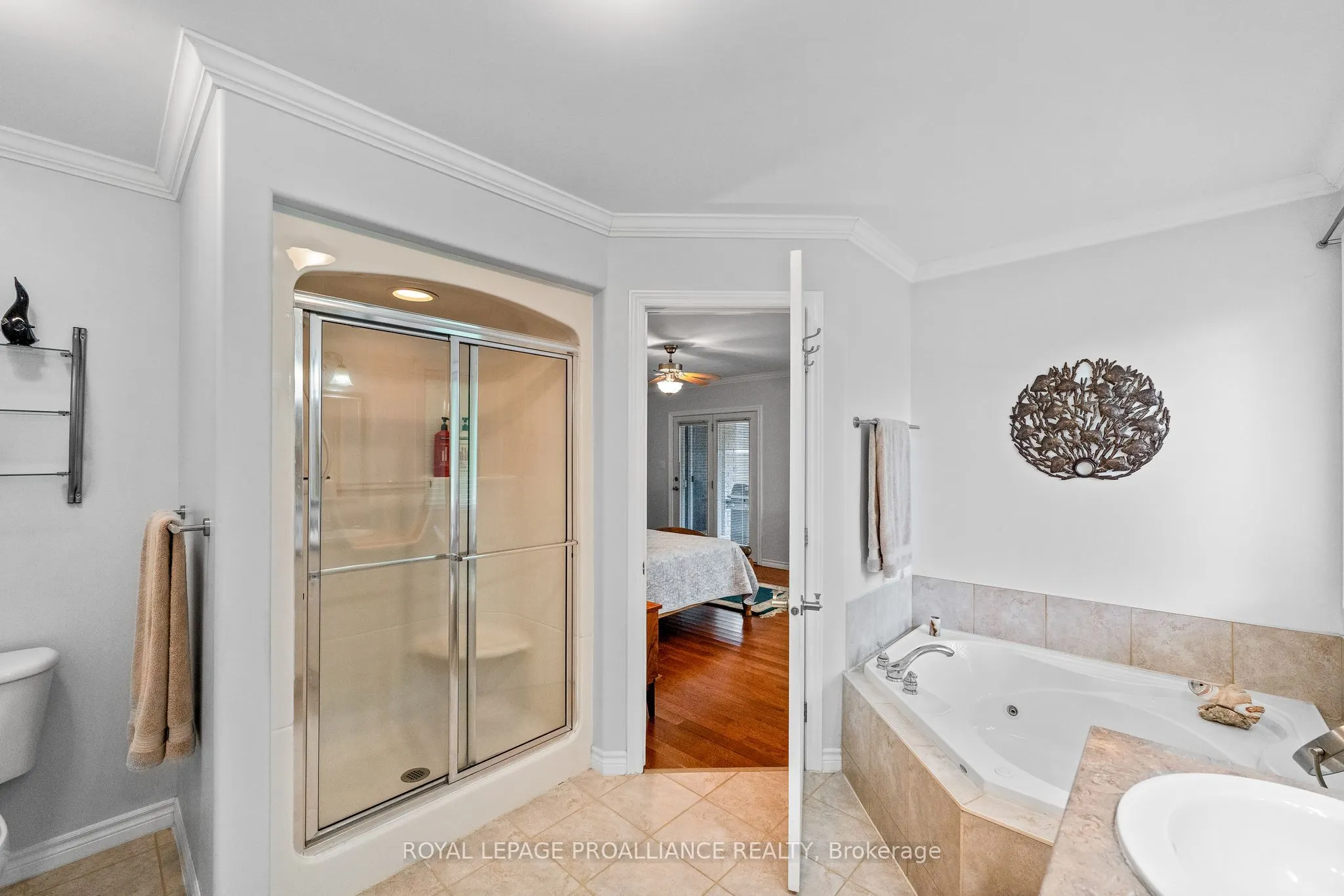 14 Edgewater Drive
