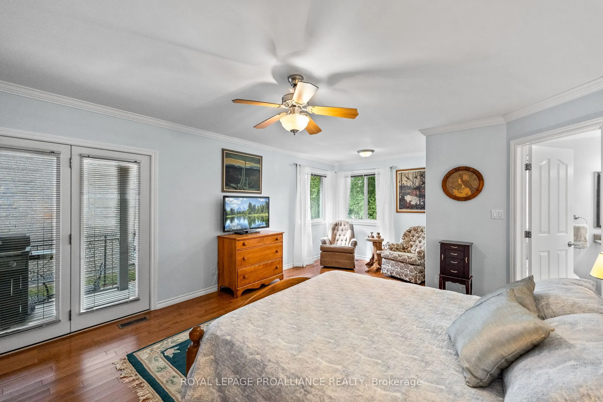 14 Edgewater Drive