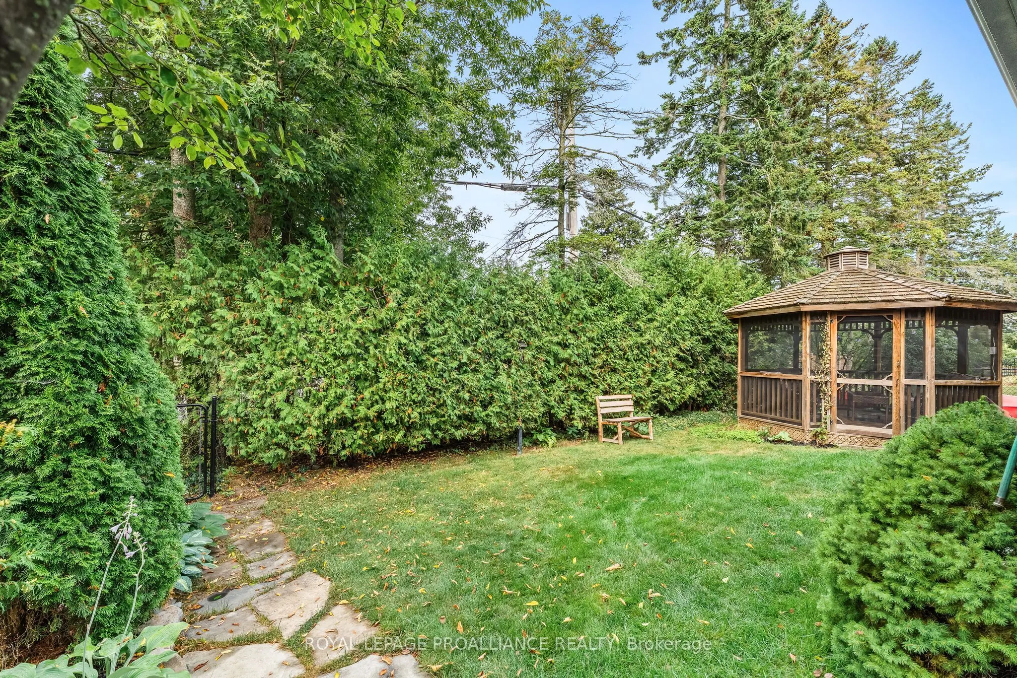 14 Edgewater Drive