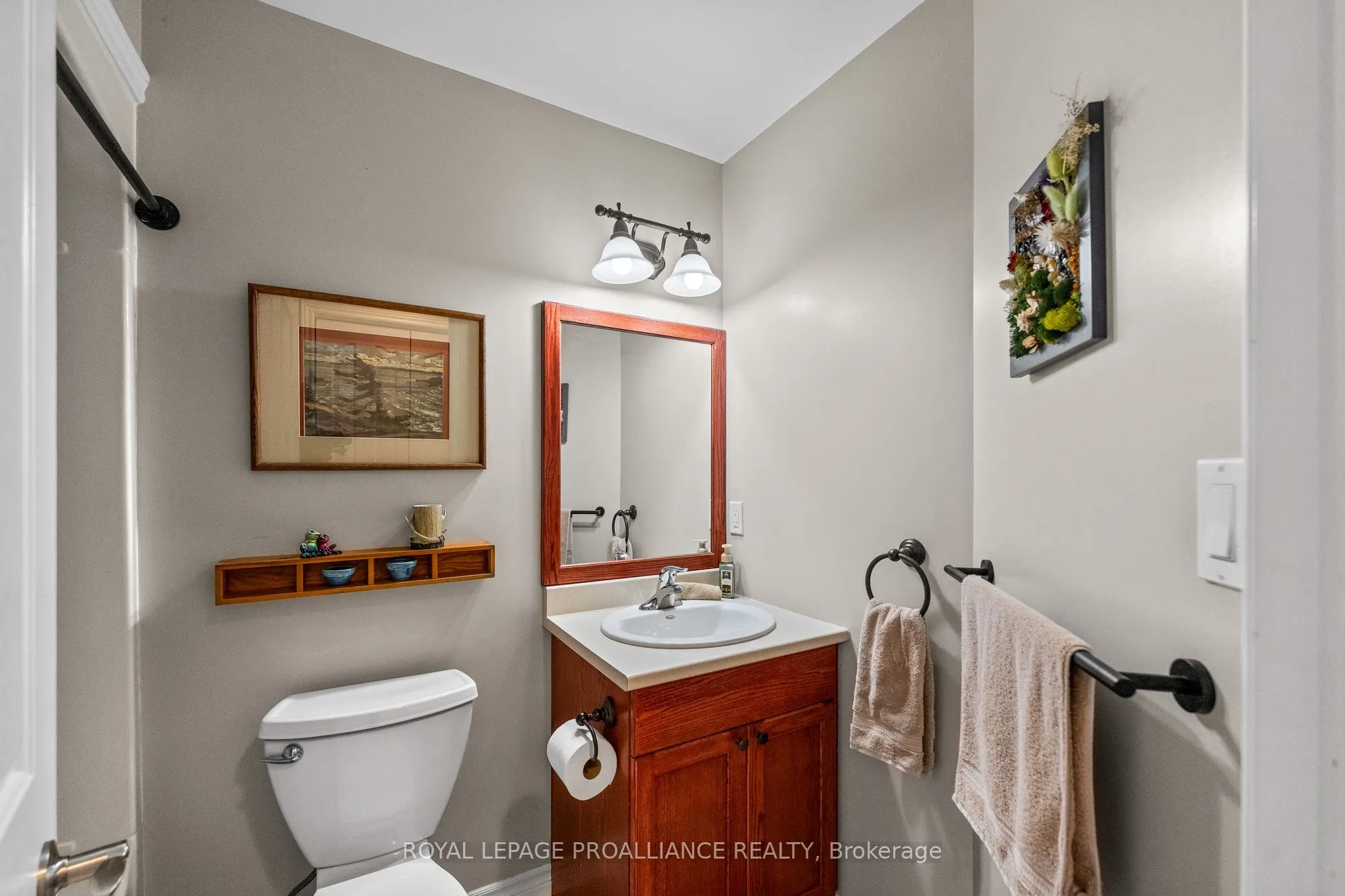 14 Edgewater Drive