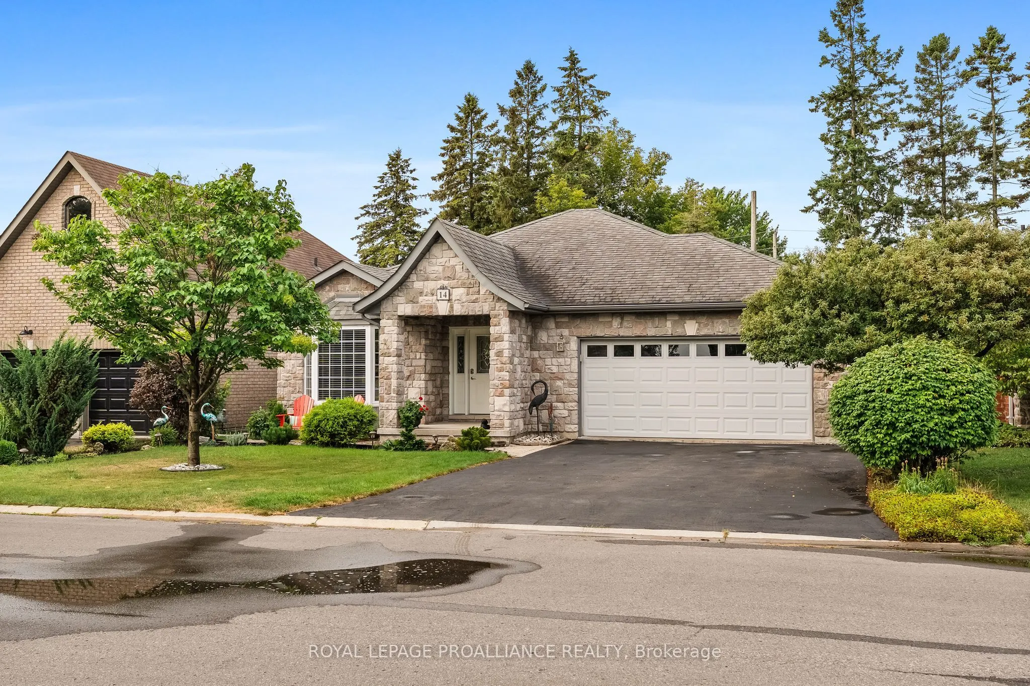 14 Edgewater Drive