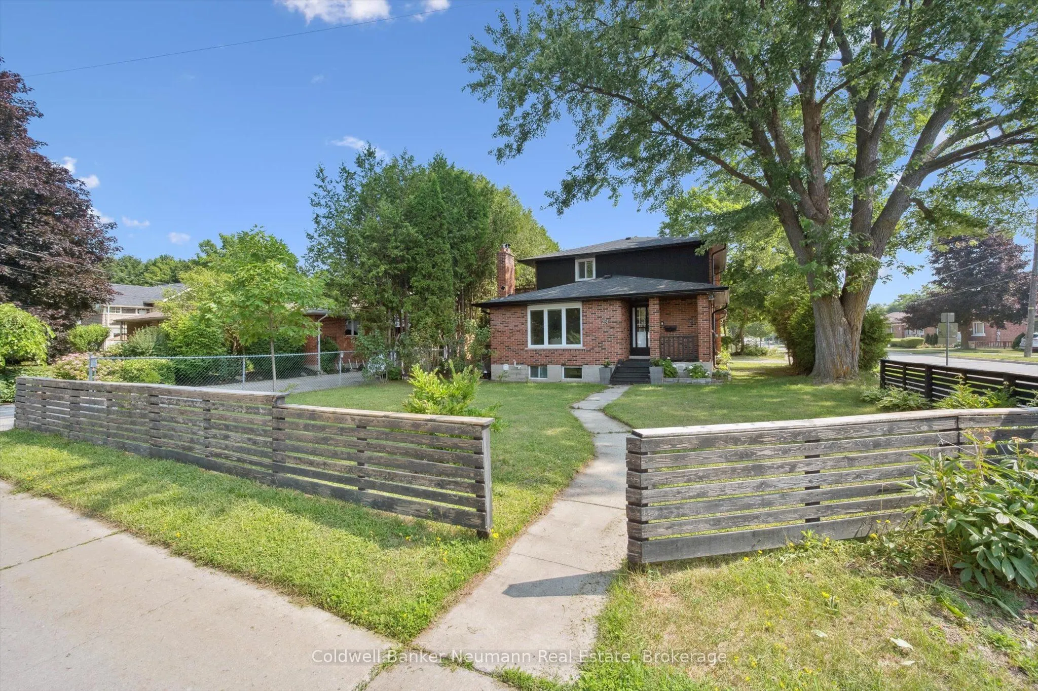 251 Metcalfe Street