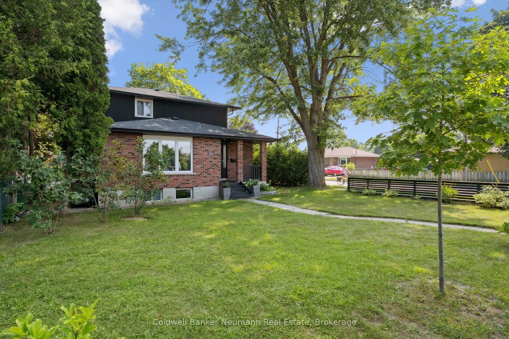 251 Metcalfe Street