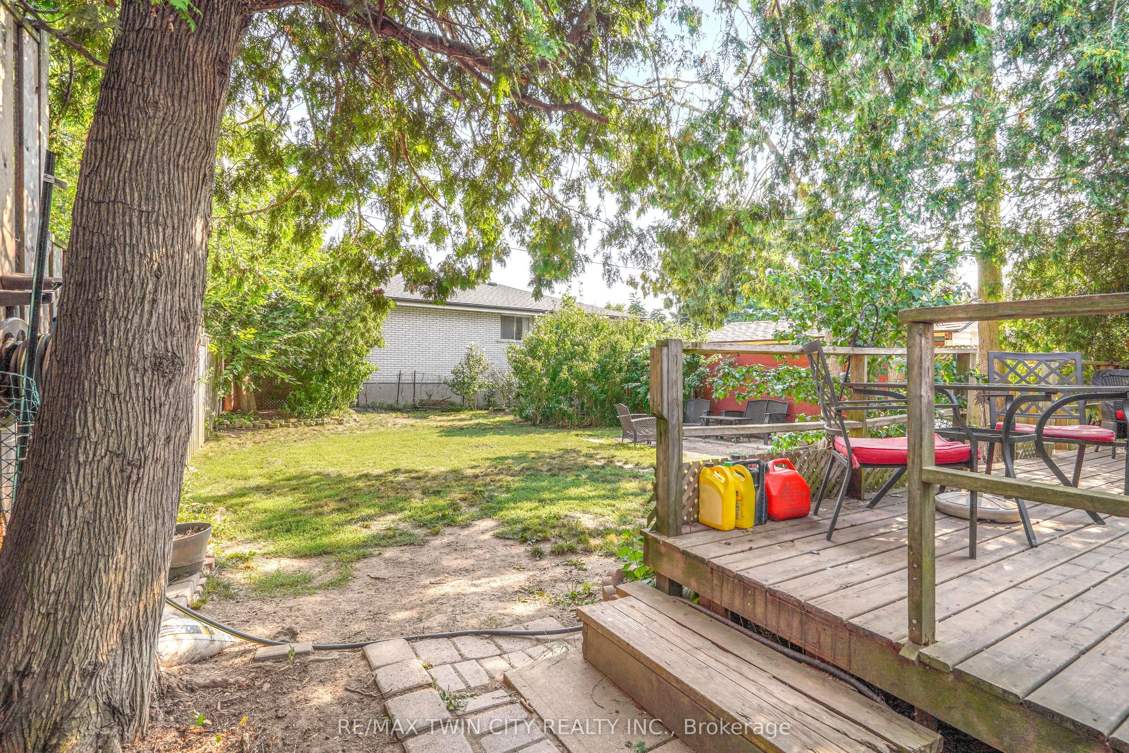 327 Sheridan Street