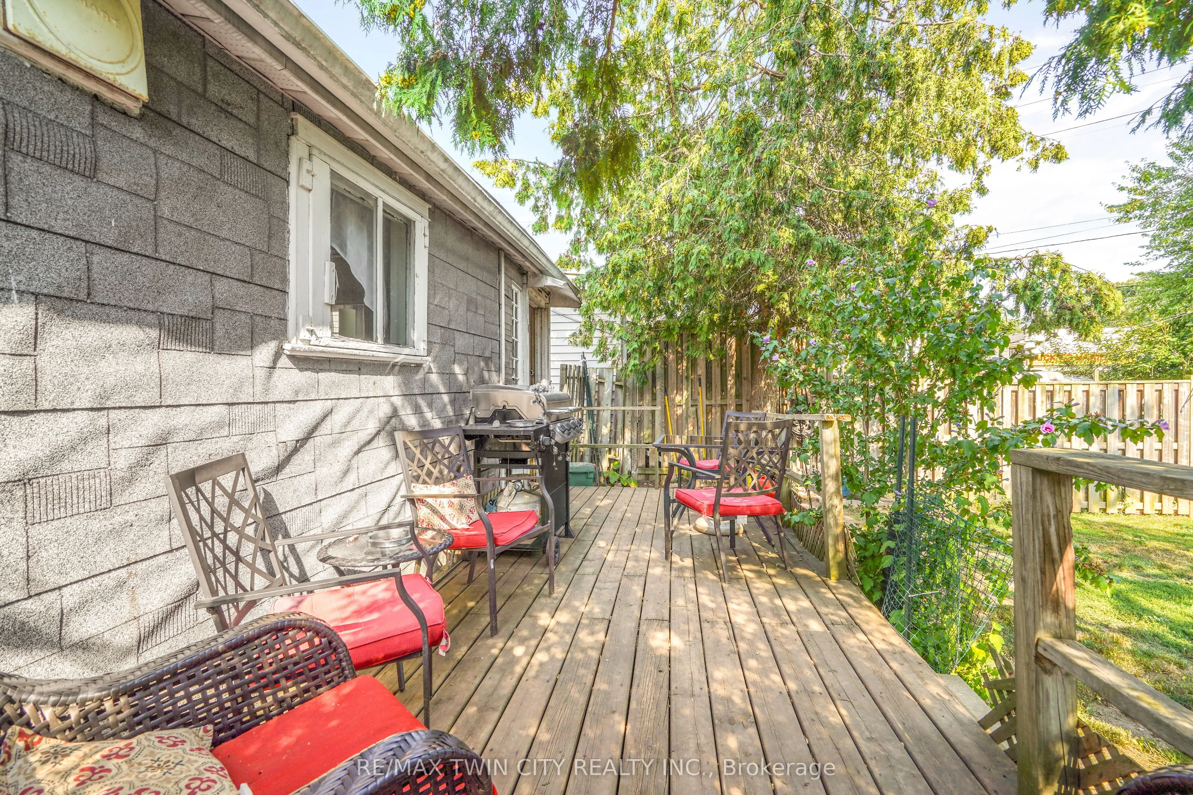 327 Sheridan Street