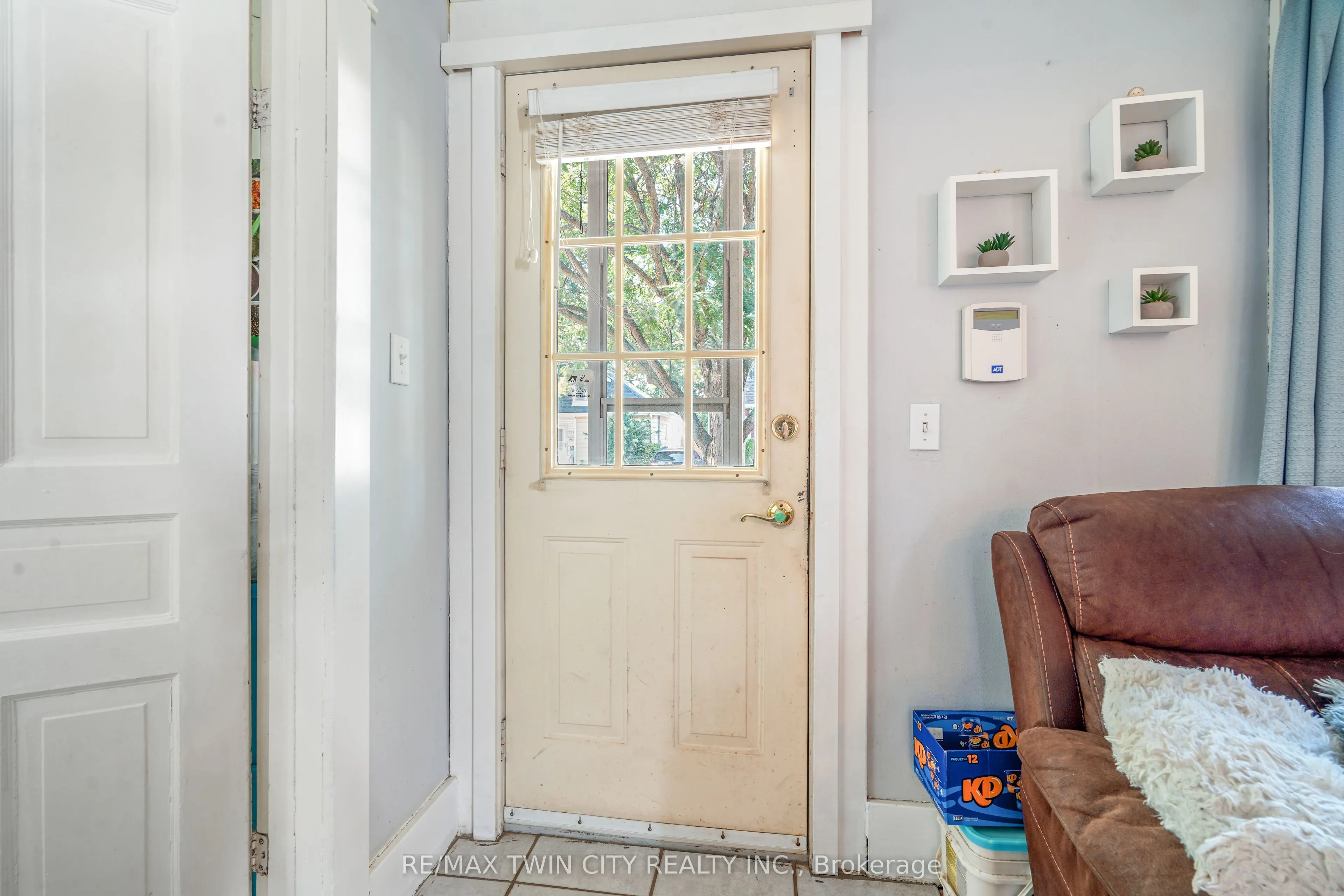 327 Sheridan Street