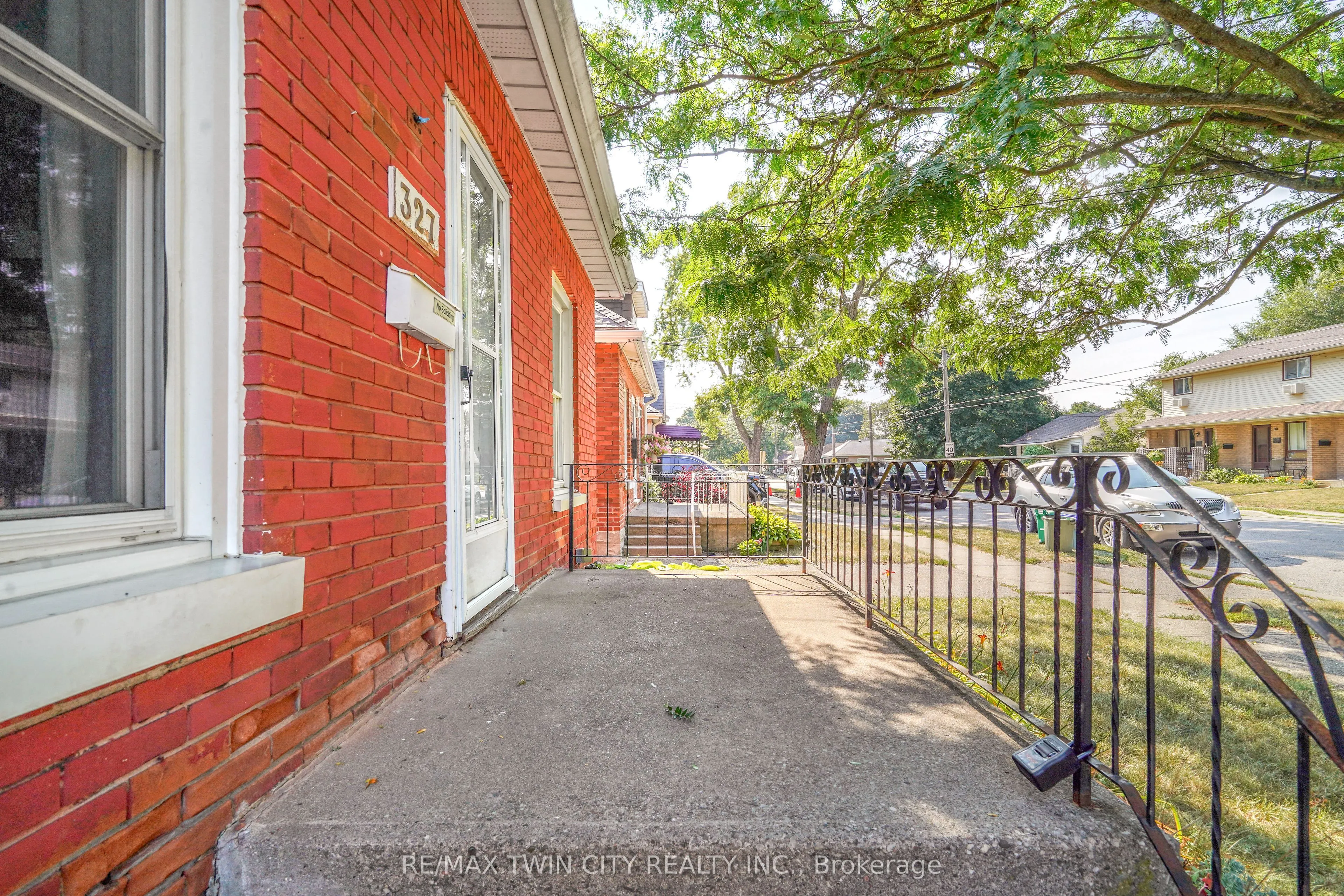 327 Sheridan Street