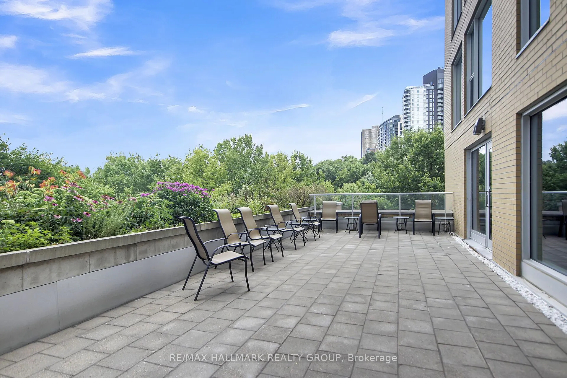 250 Lett Street, #1306