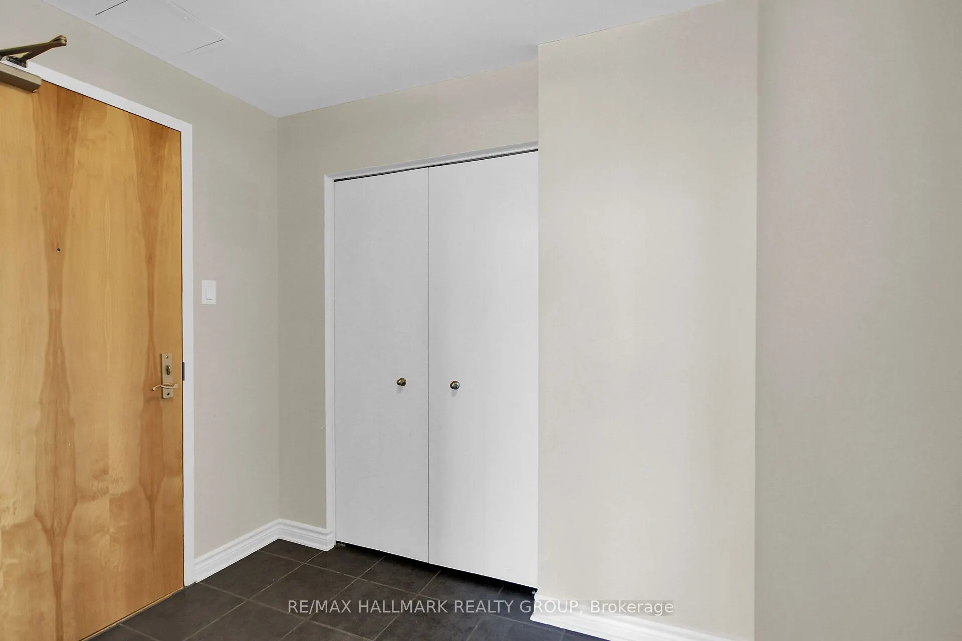 250 Lett Street, #1306