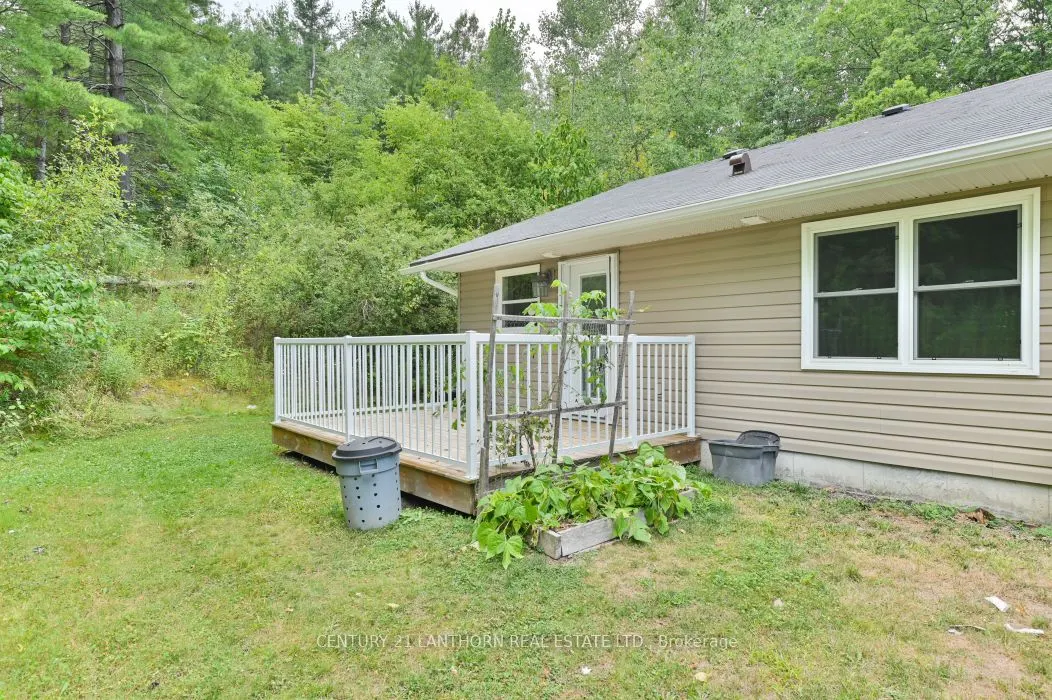 494 Metcalf Street, #14