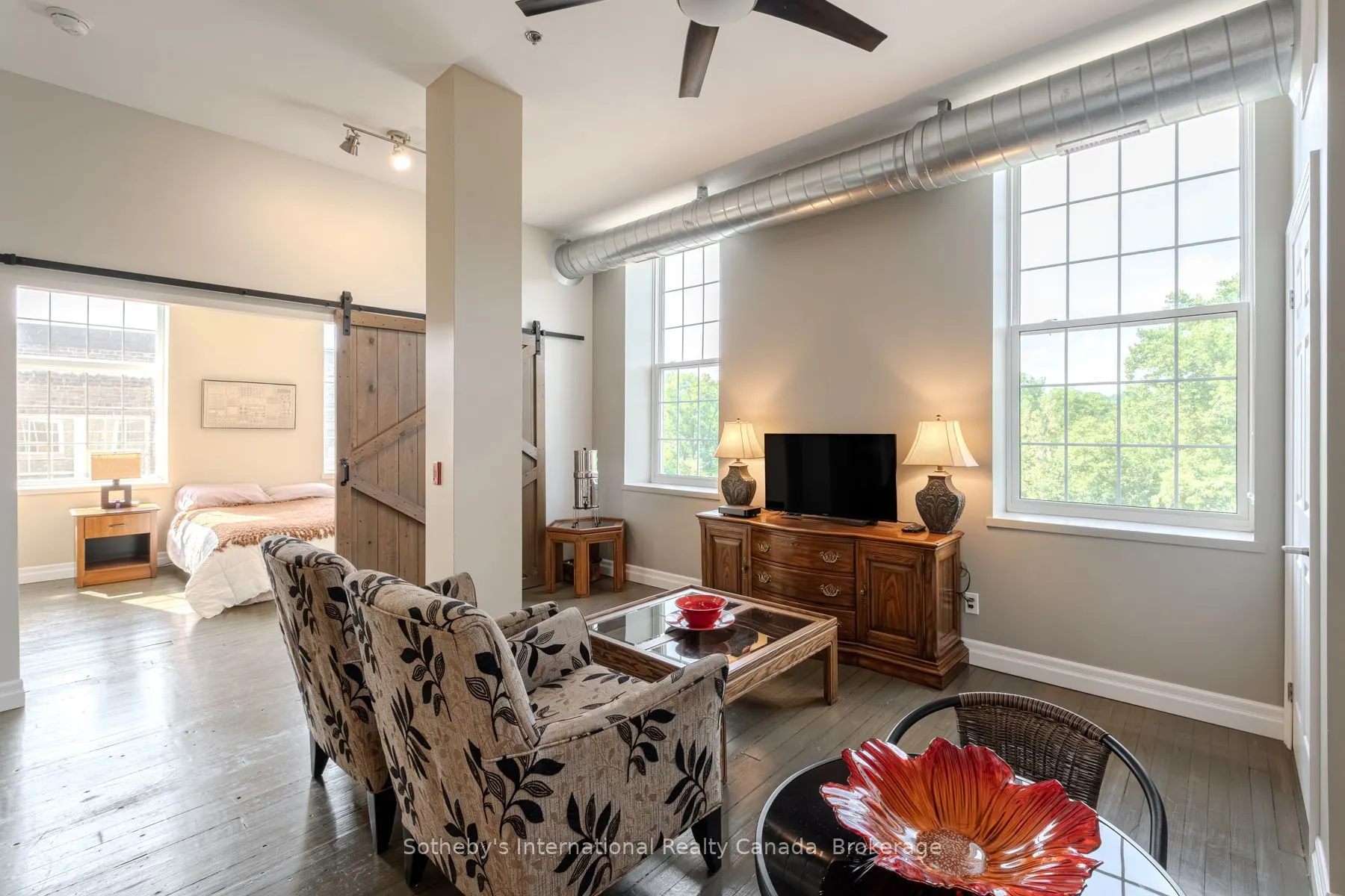 140 West River Street, #402