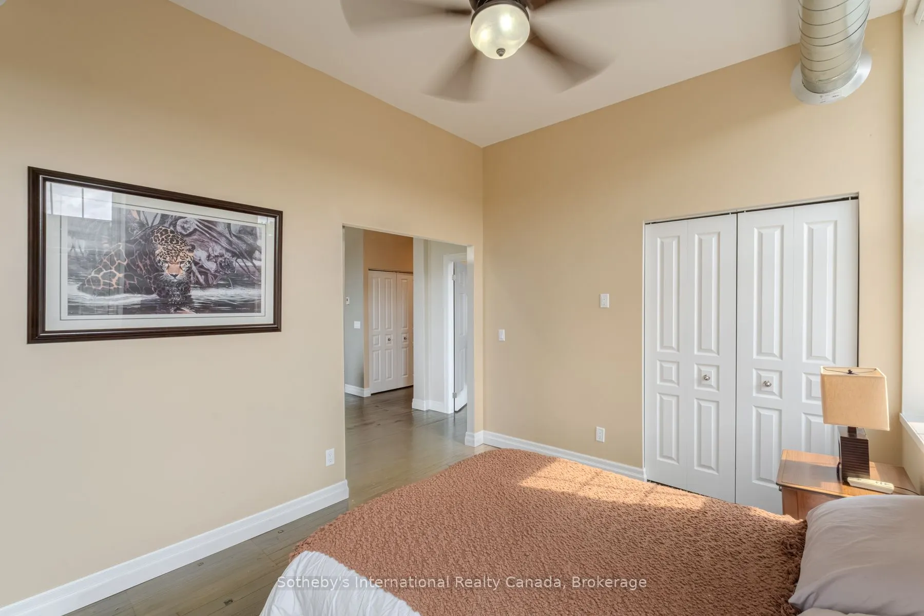 140 West River Street, #402