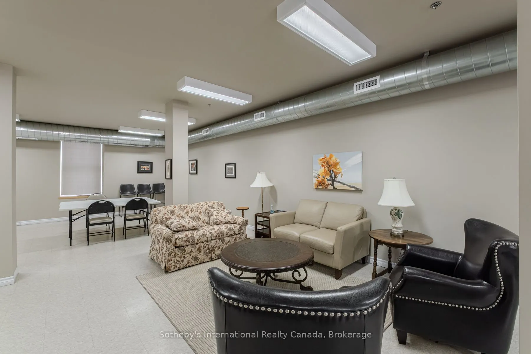 140 West River Street, #402
