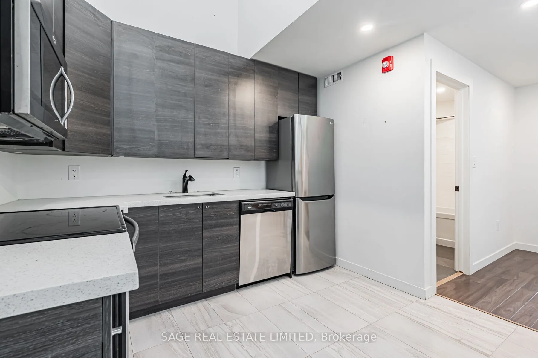 14 Cross Street, #2