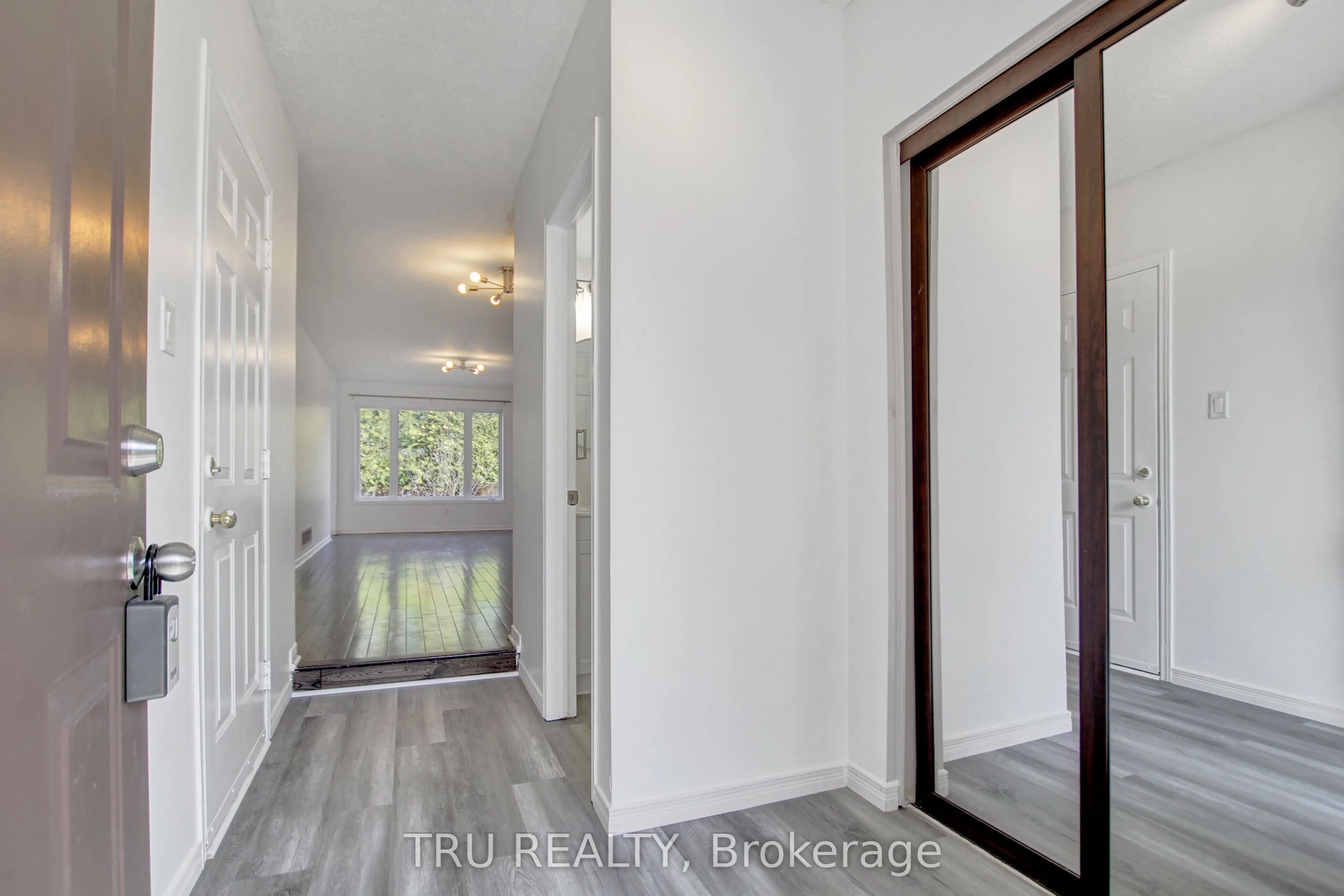 133 Kinross Private