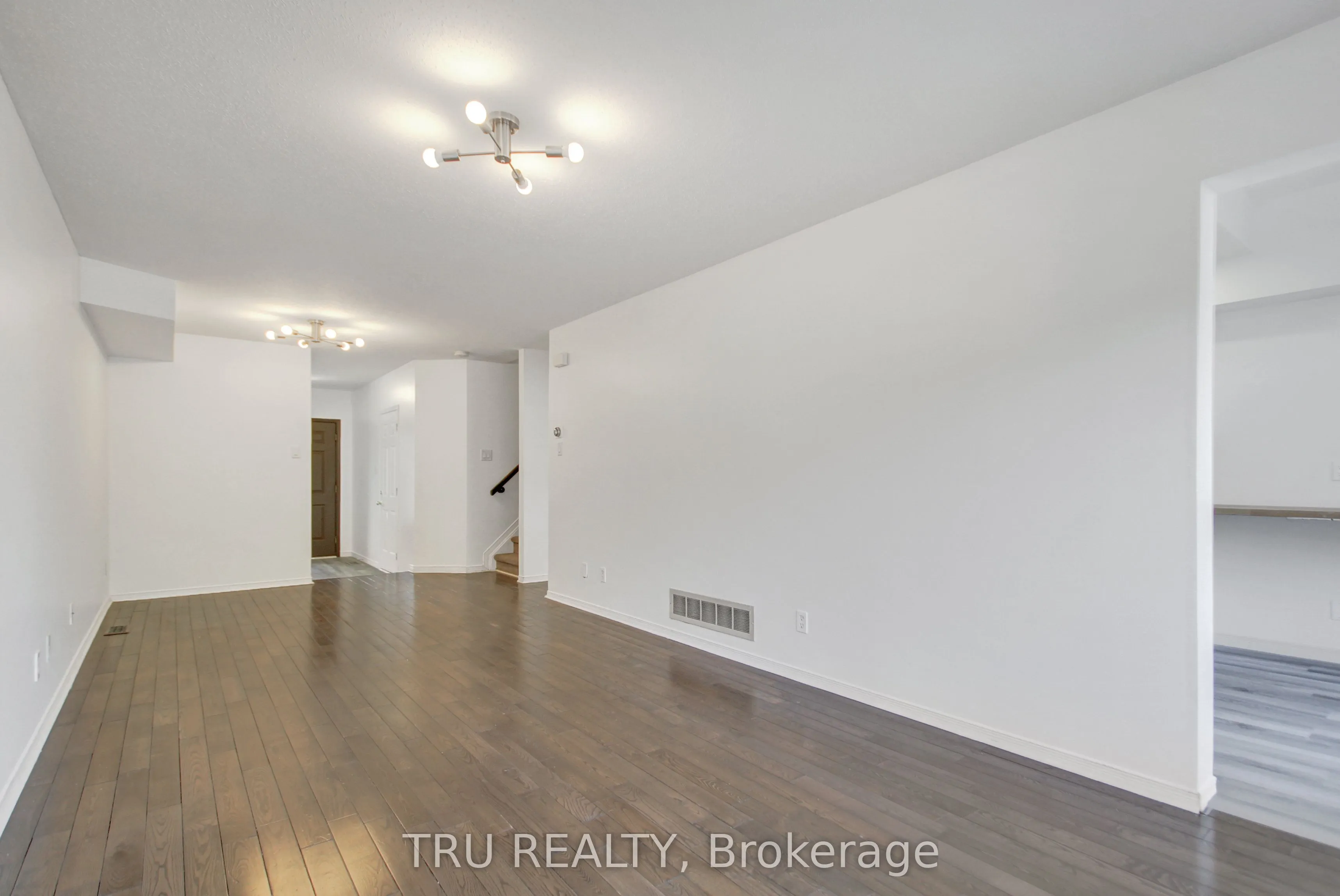 133 Kinross Private