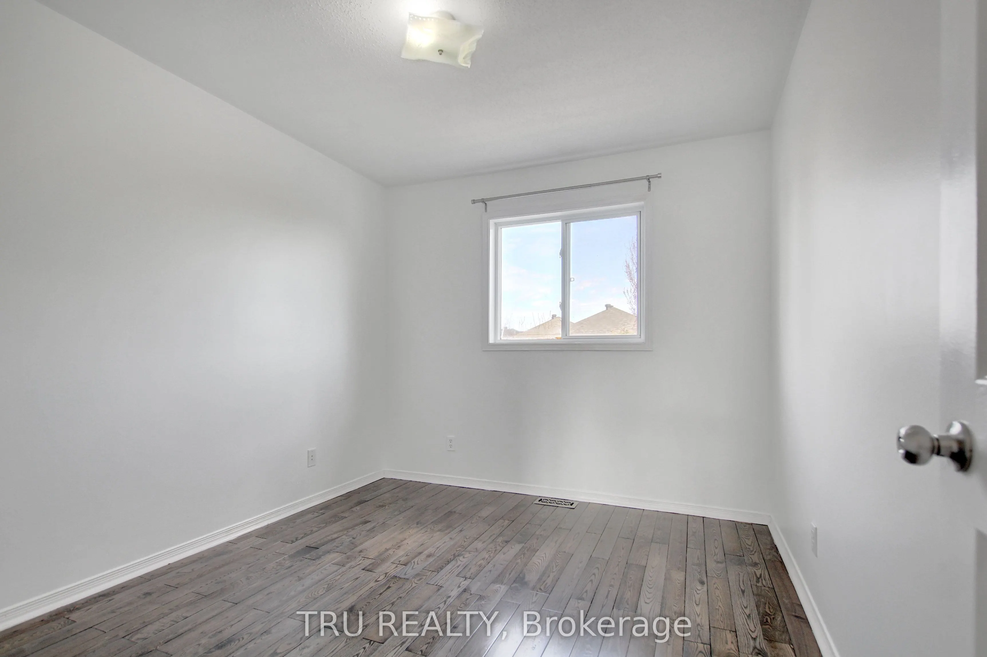 133 Kinross Private