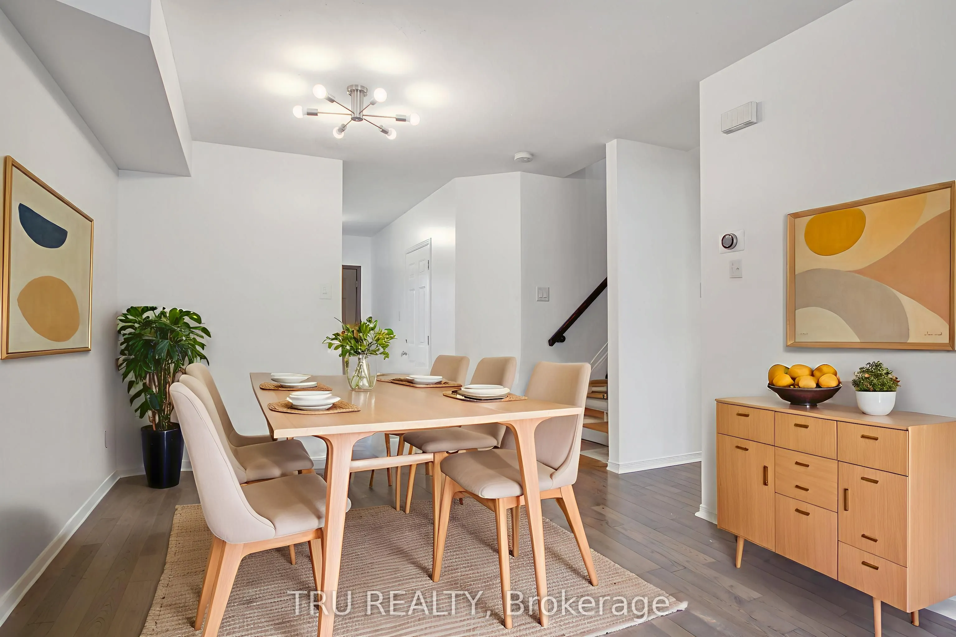 133 Kinross Private