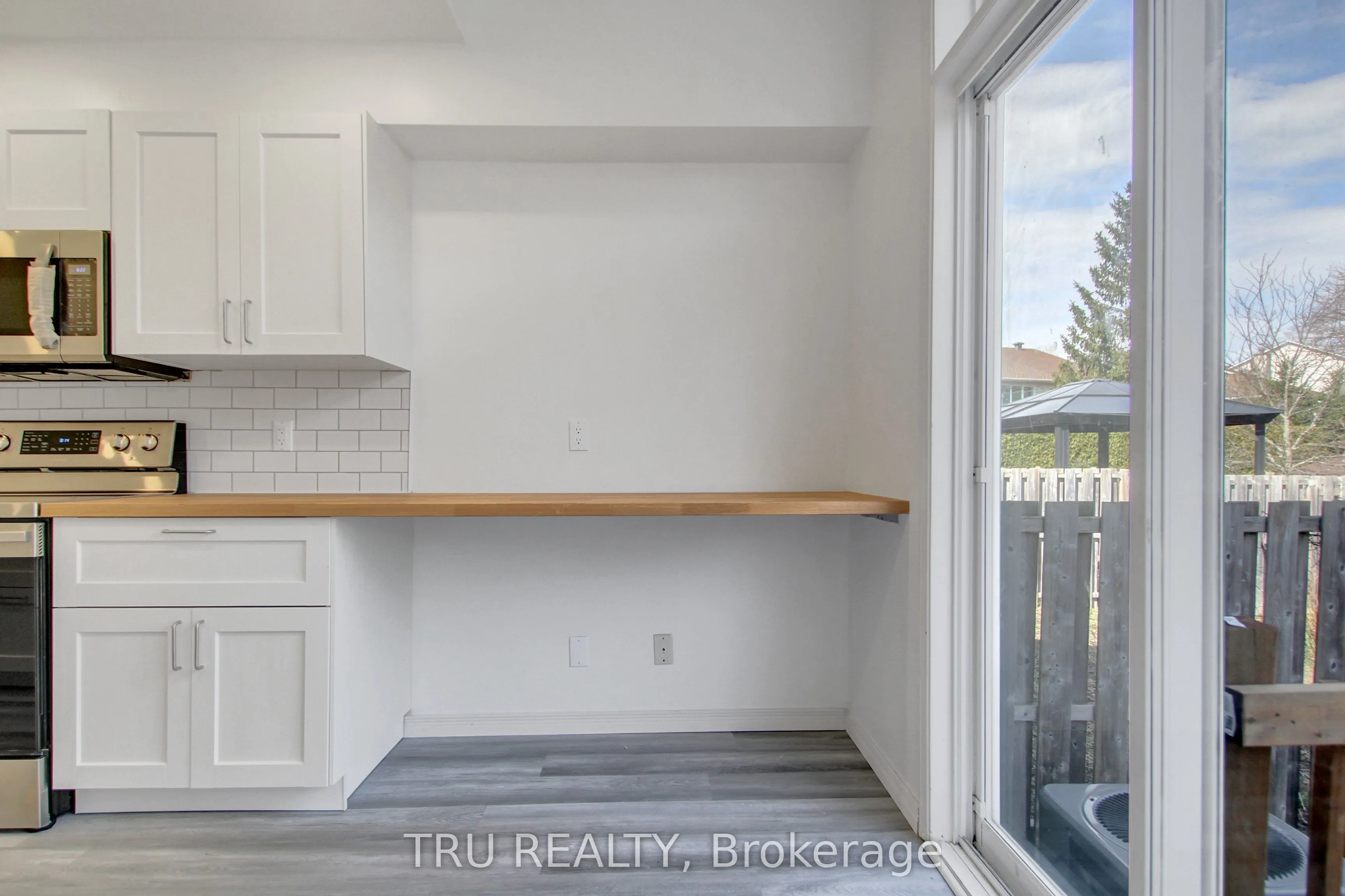 133 Kinross Private