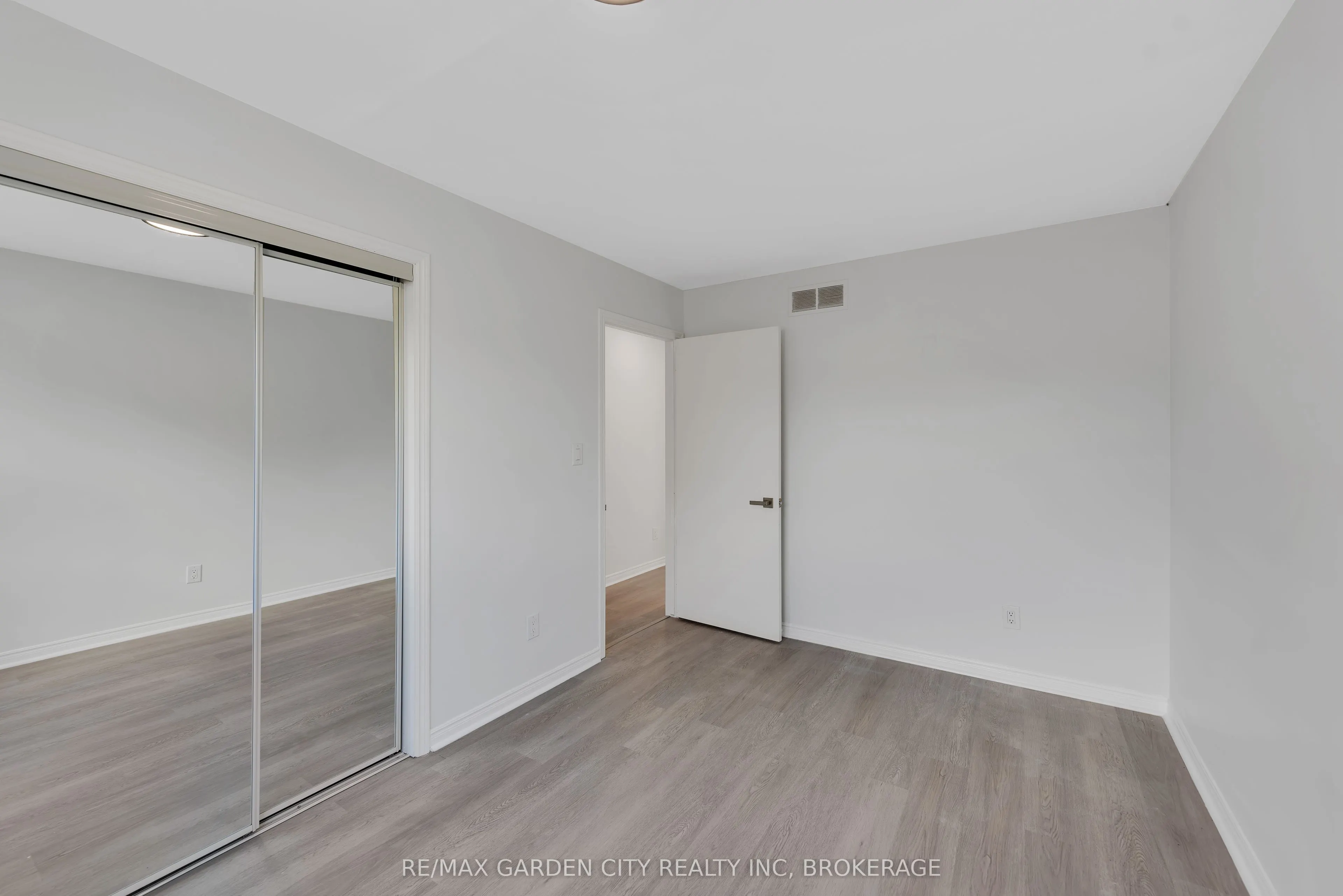 54 Bogart Street