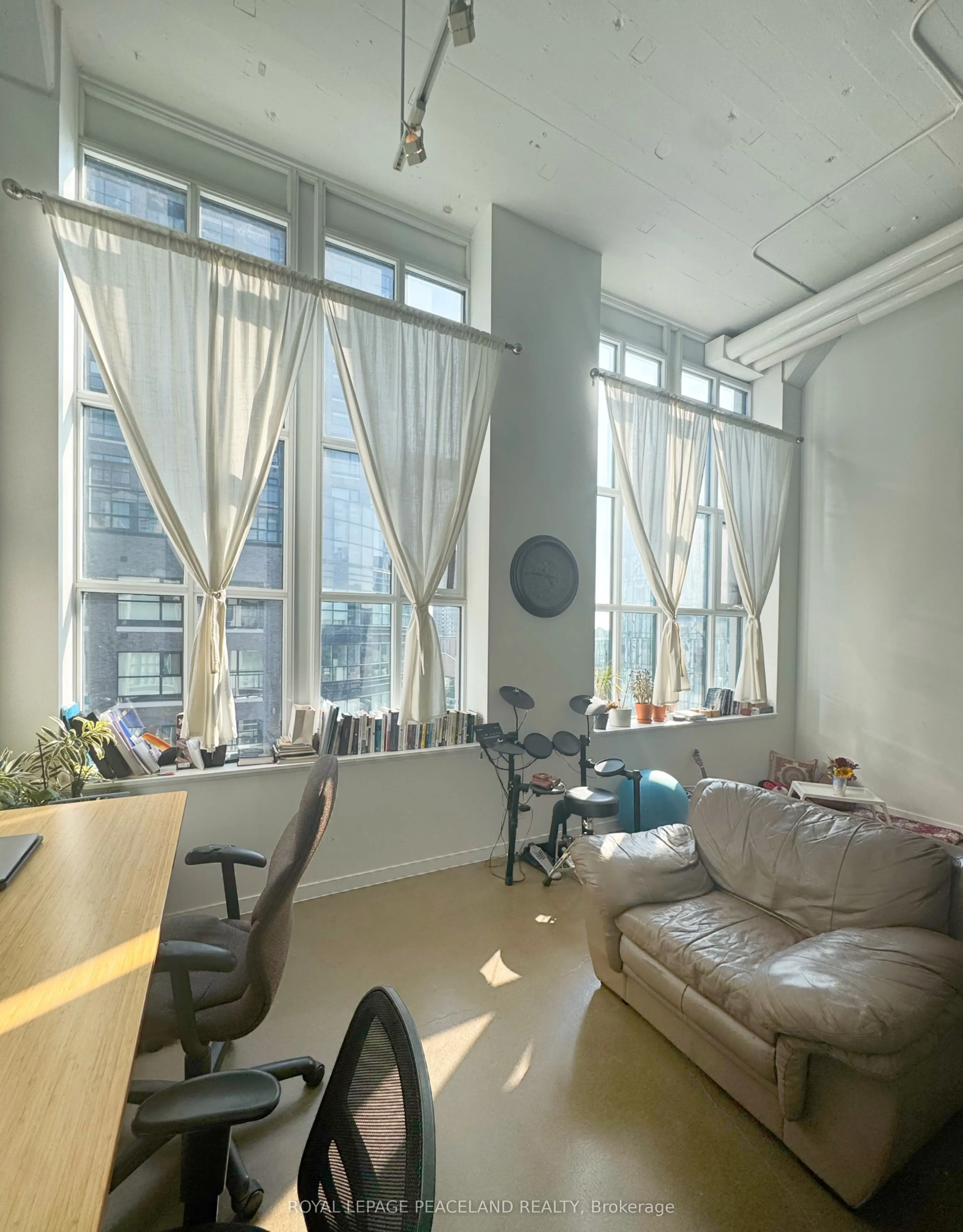 410 King Street W, #418