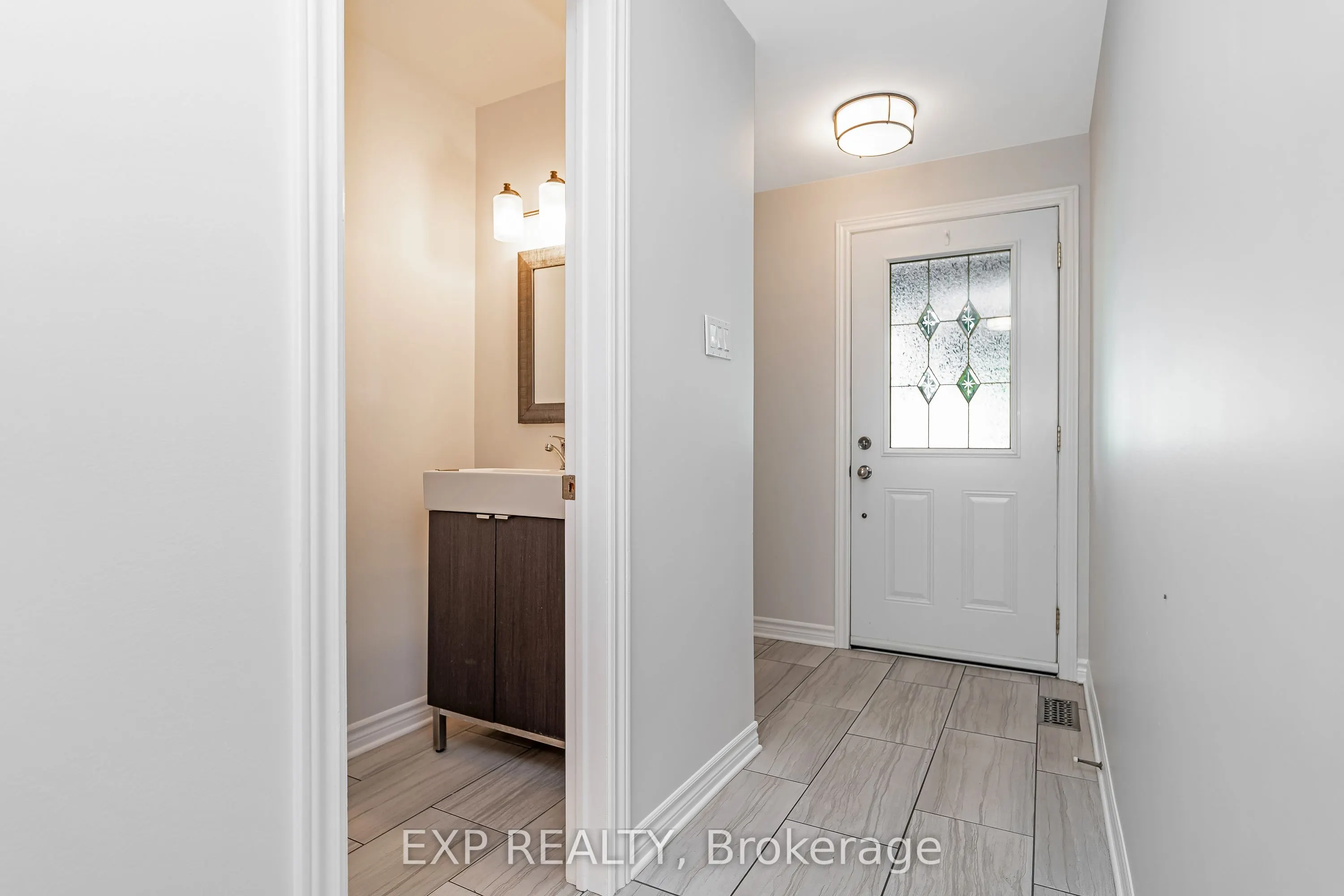 80 Coolspring Crescent