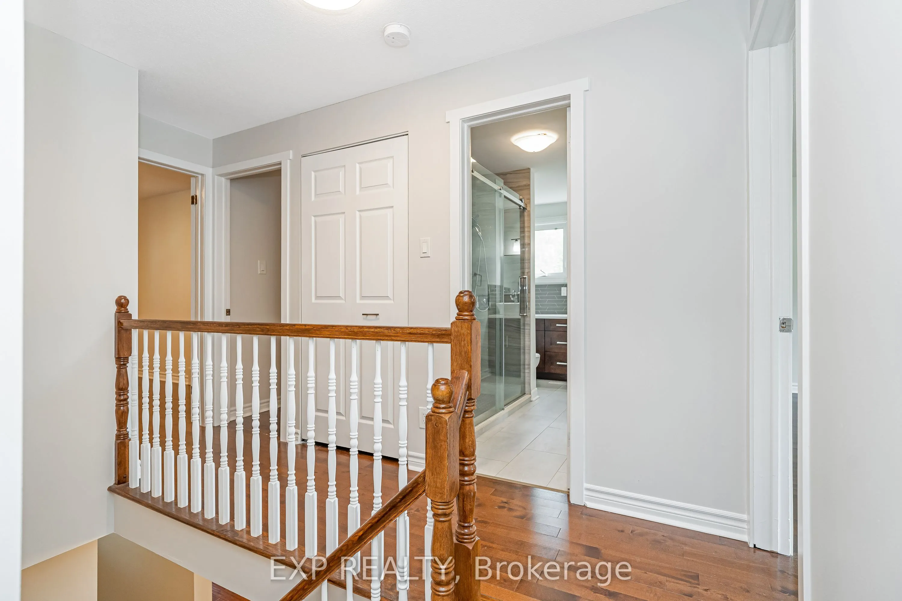 80 Coolspring Crescent