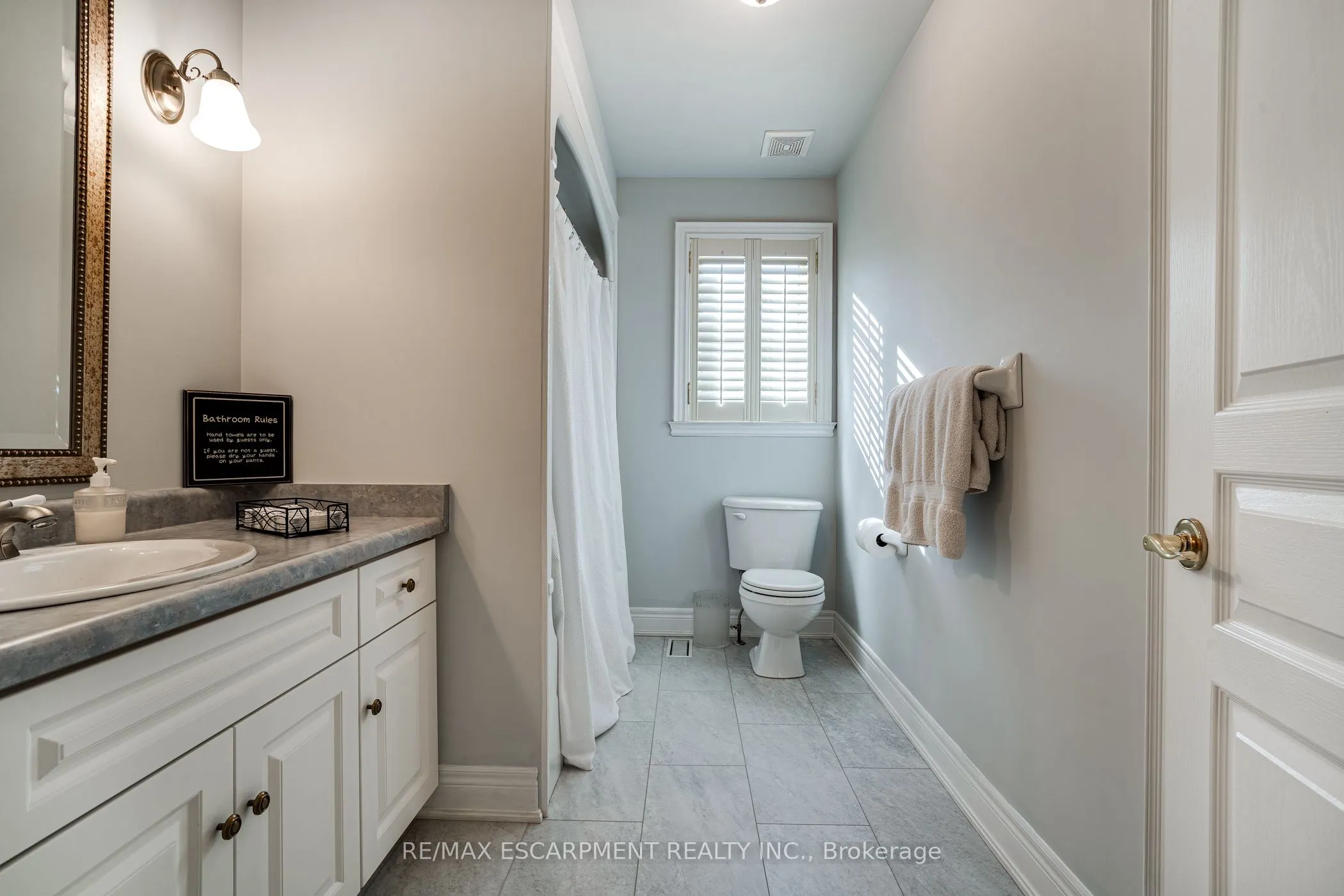 148 Foxridge Drive