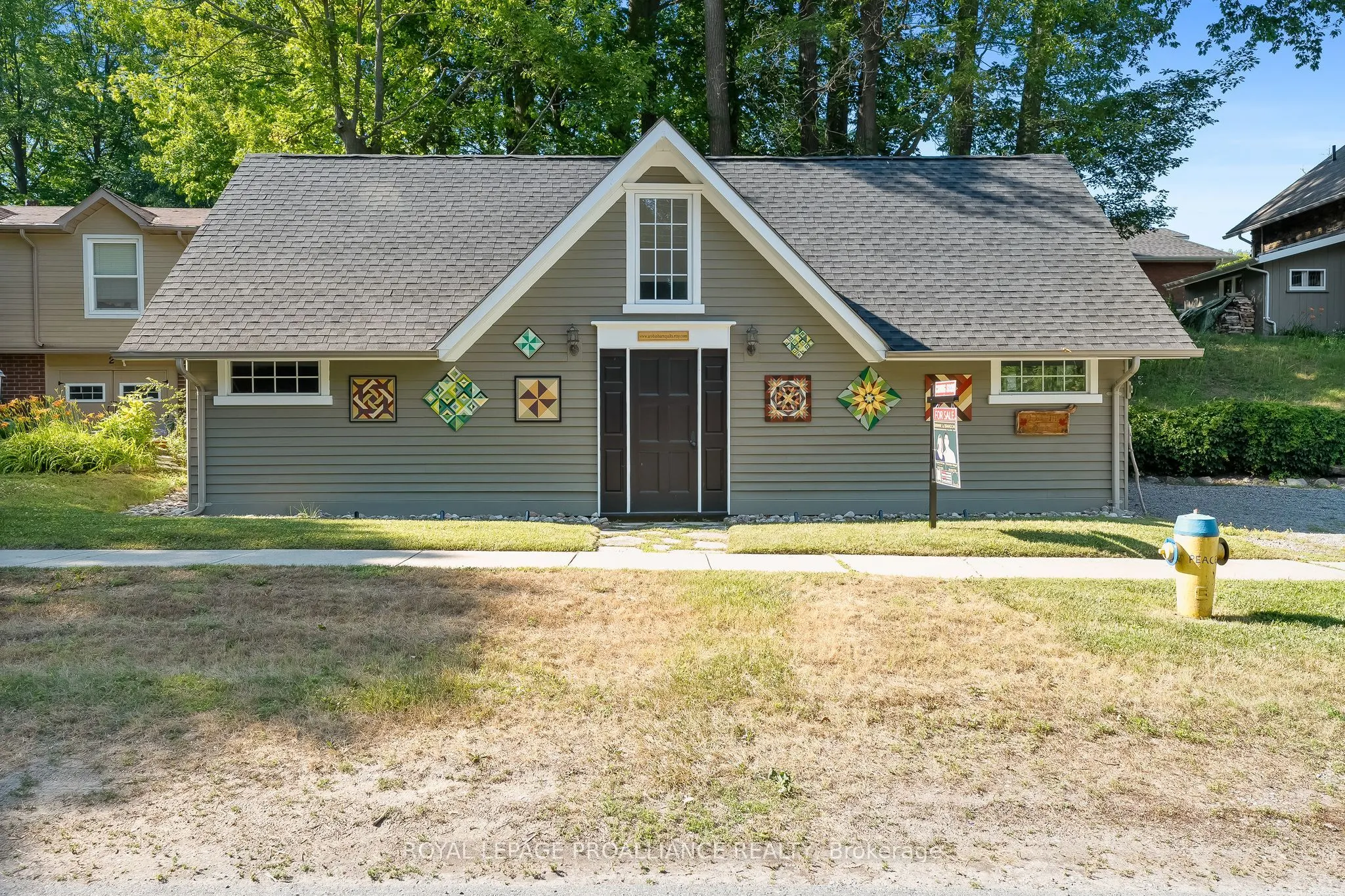 40 Pine Street S