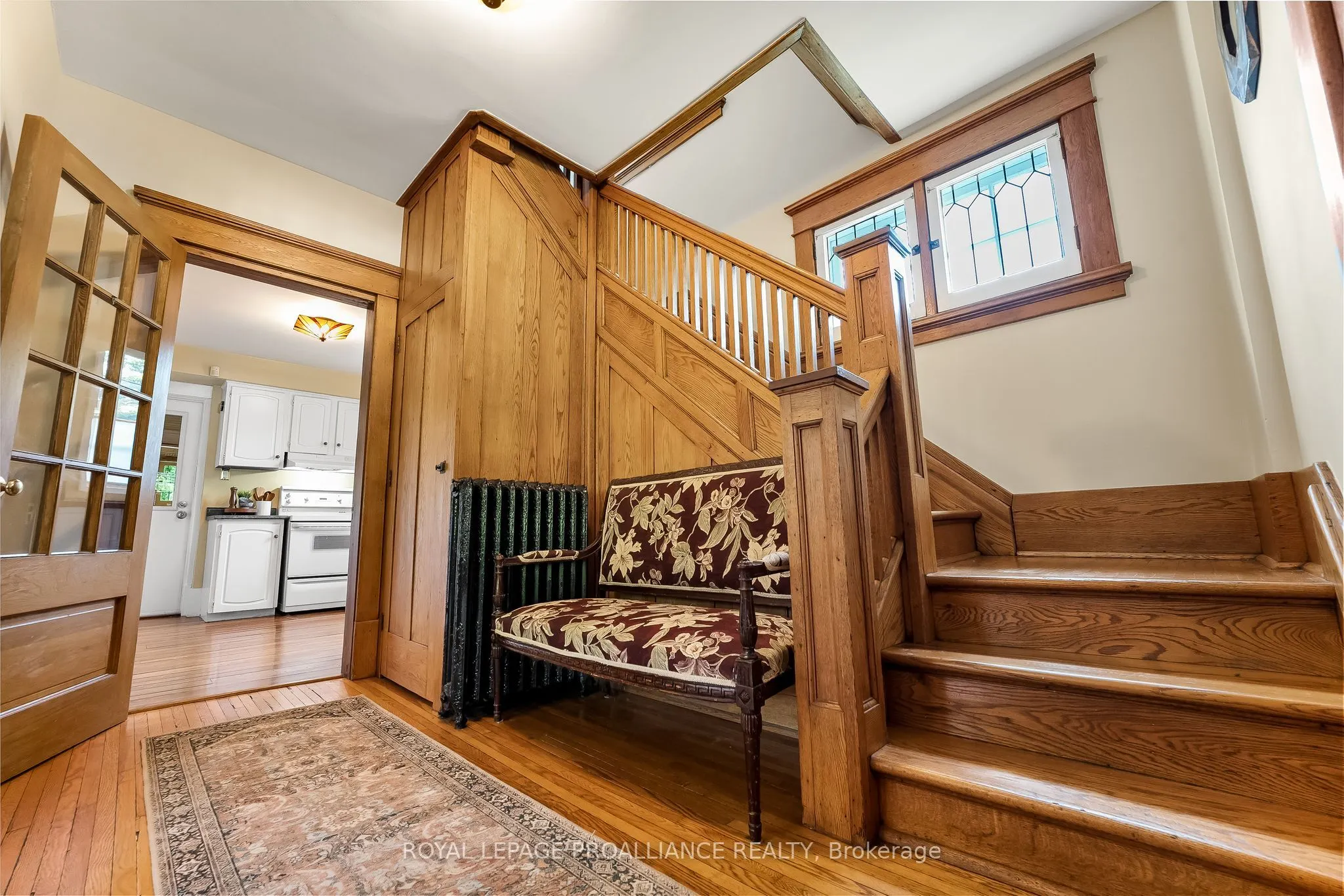 40 Pine Street S