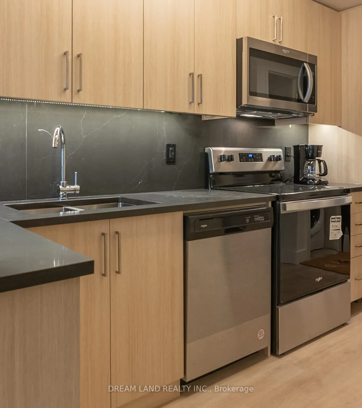 145 Columbia Street W, #1035