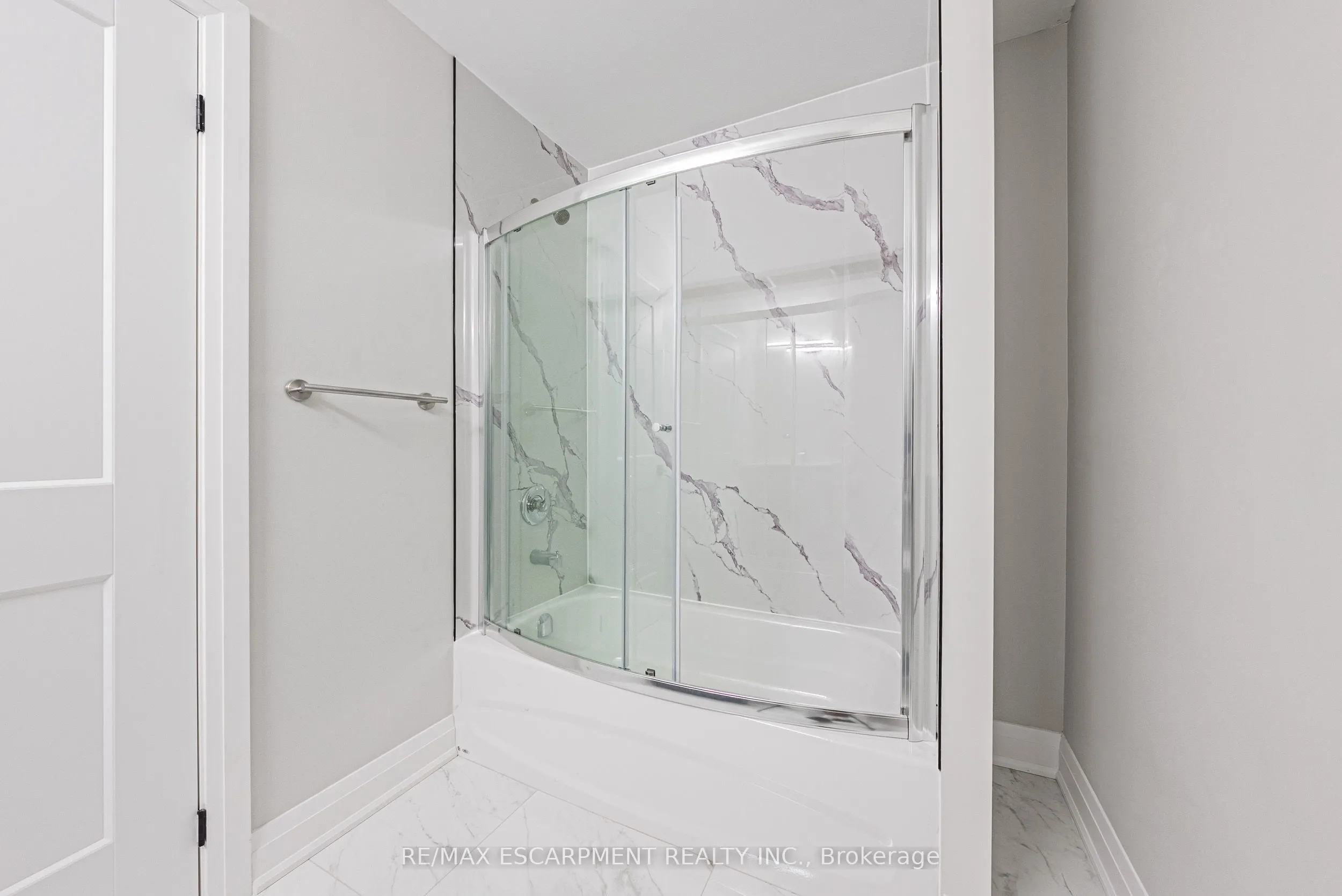 472 East 36th Street, #UPPER