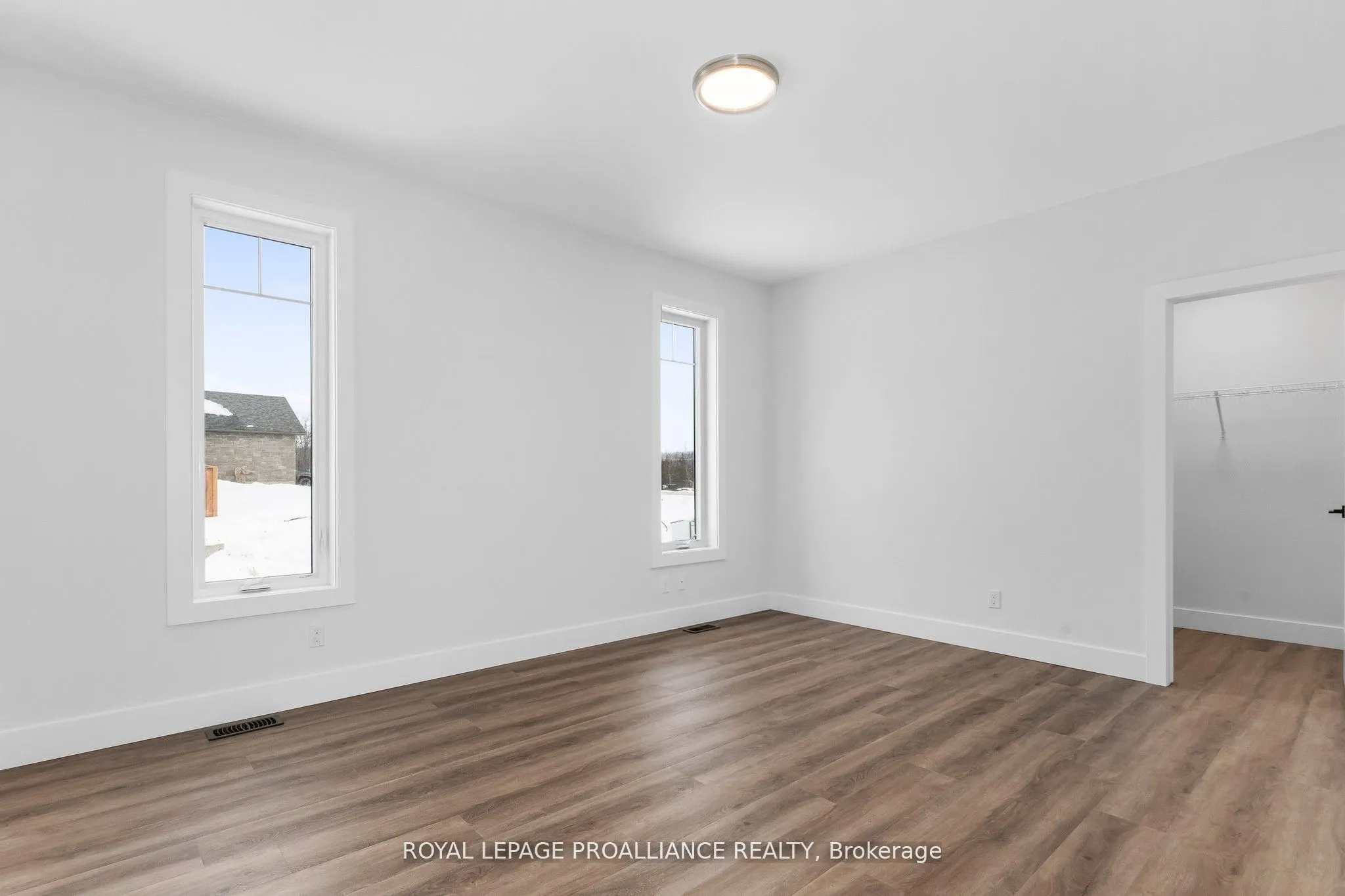38 Riverside Trail