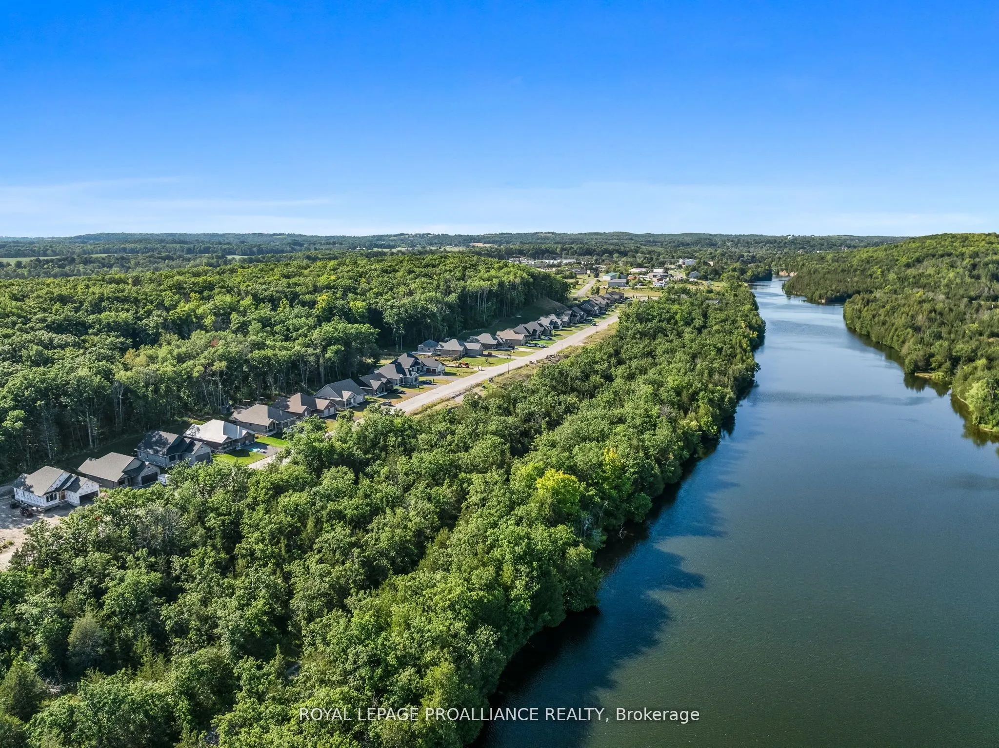 38 Riverside Trail