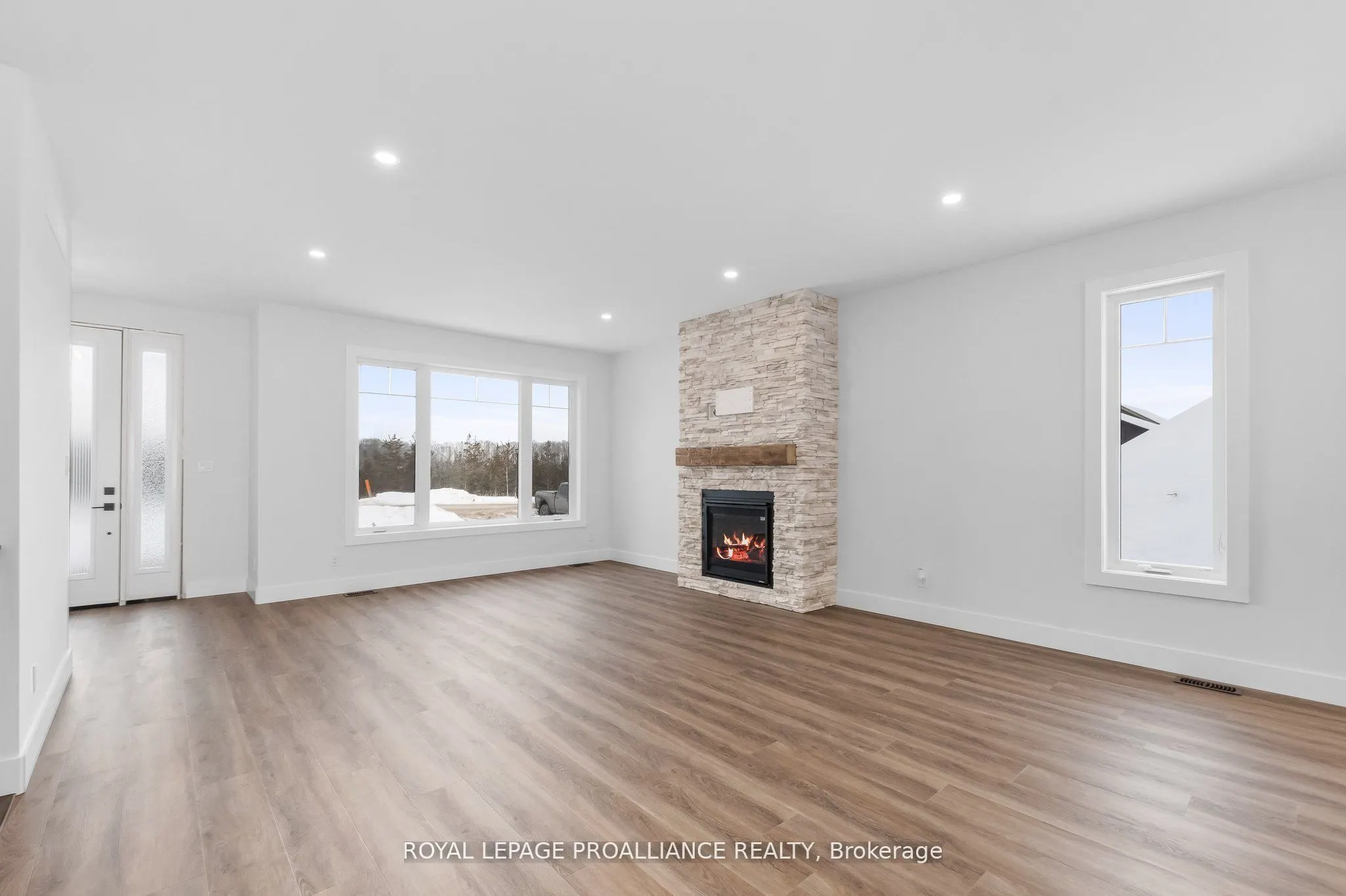 38 Riverside Trail