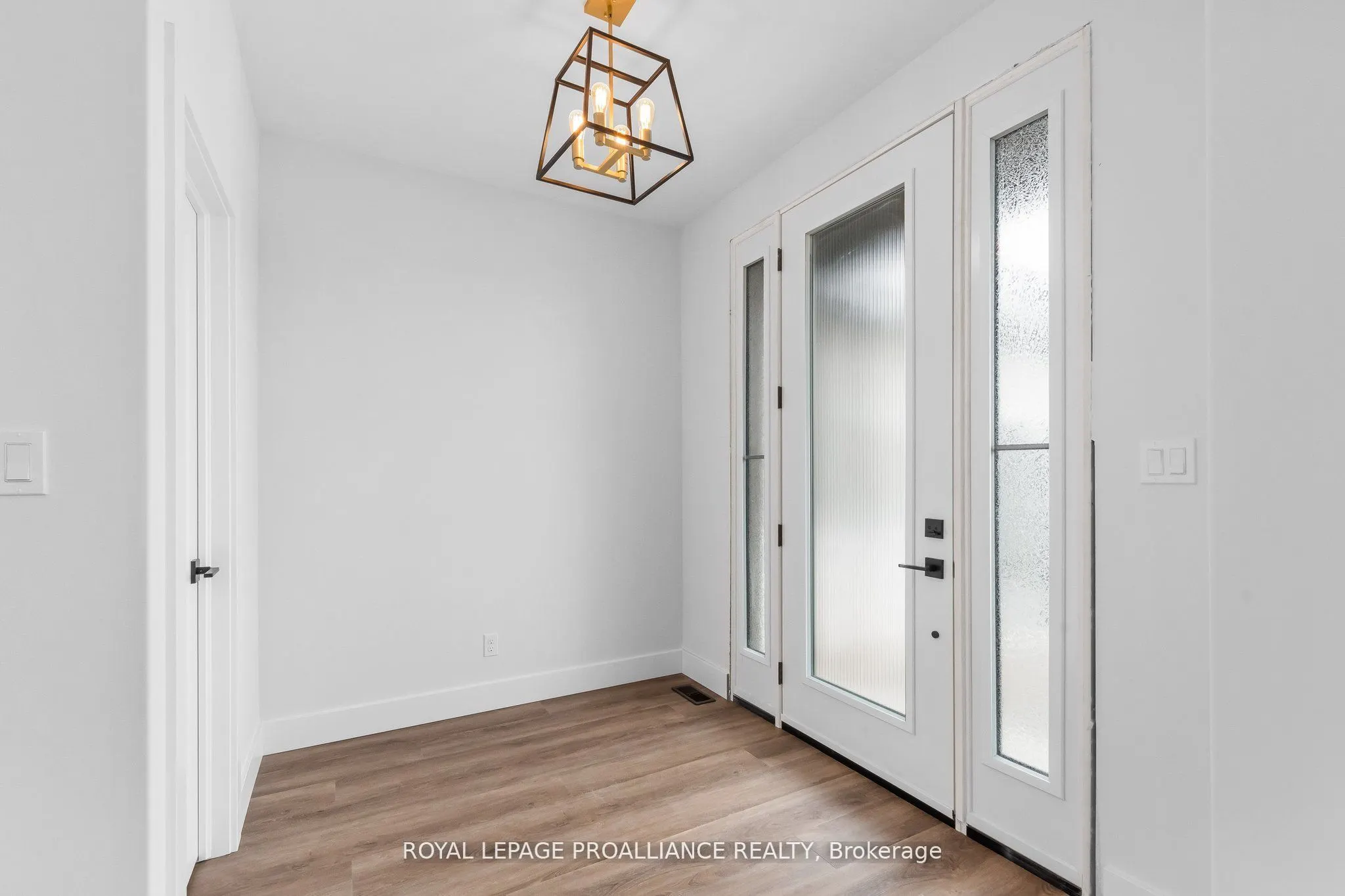 38 Riverside Trail
