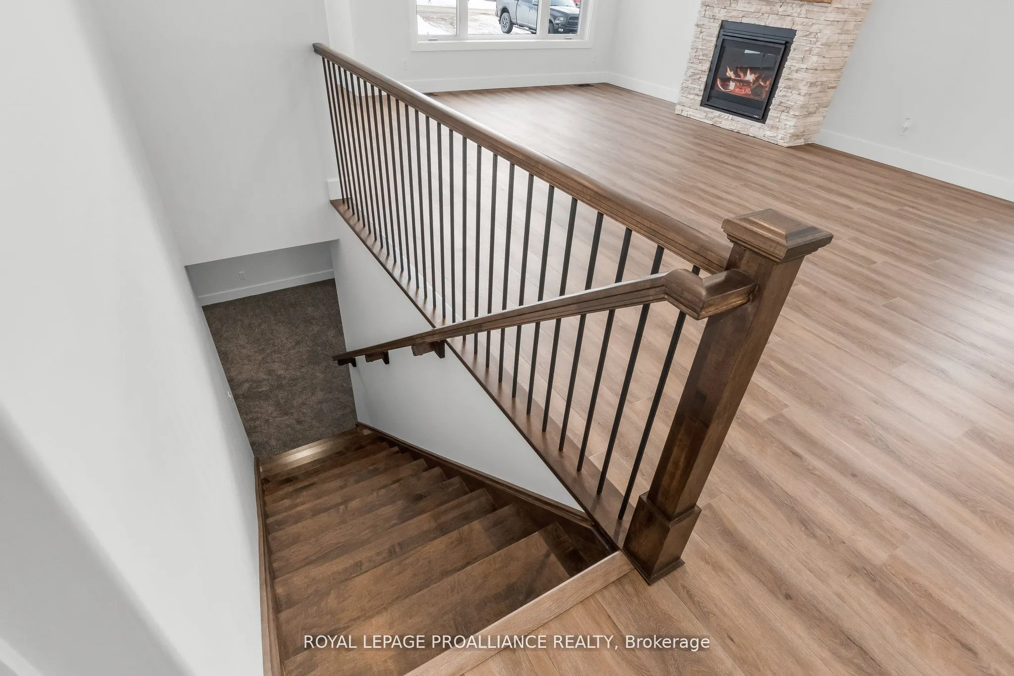38 Riverside Trail